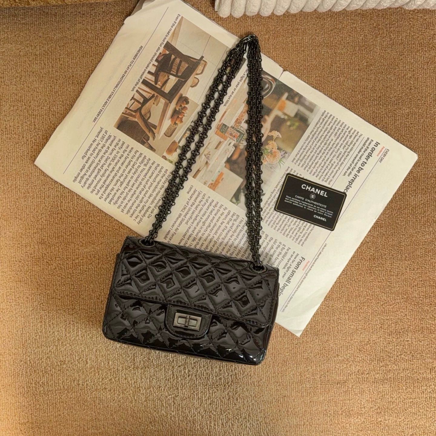 Chanel Pre-loved Bag Very good condition Size ONE SIZE - 1 Thumbnail