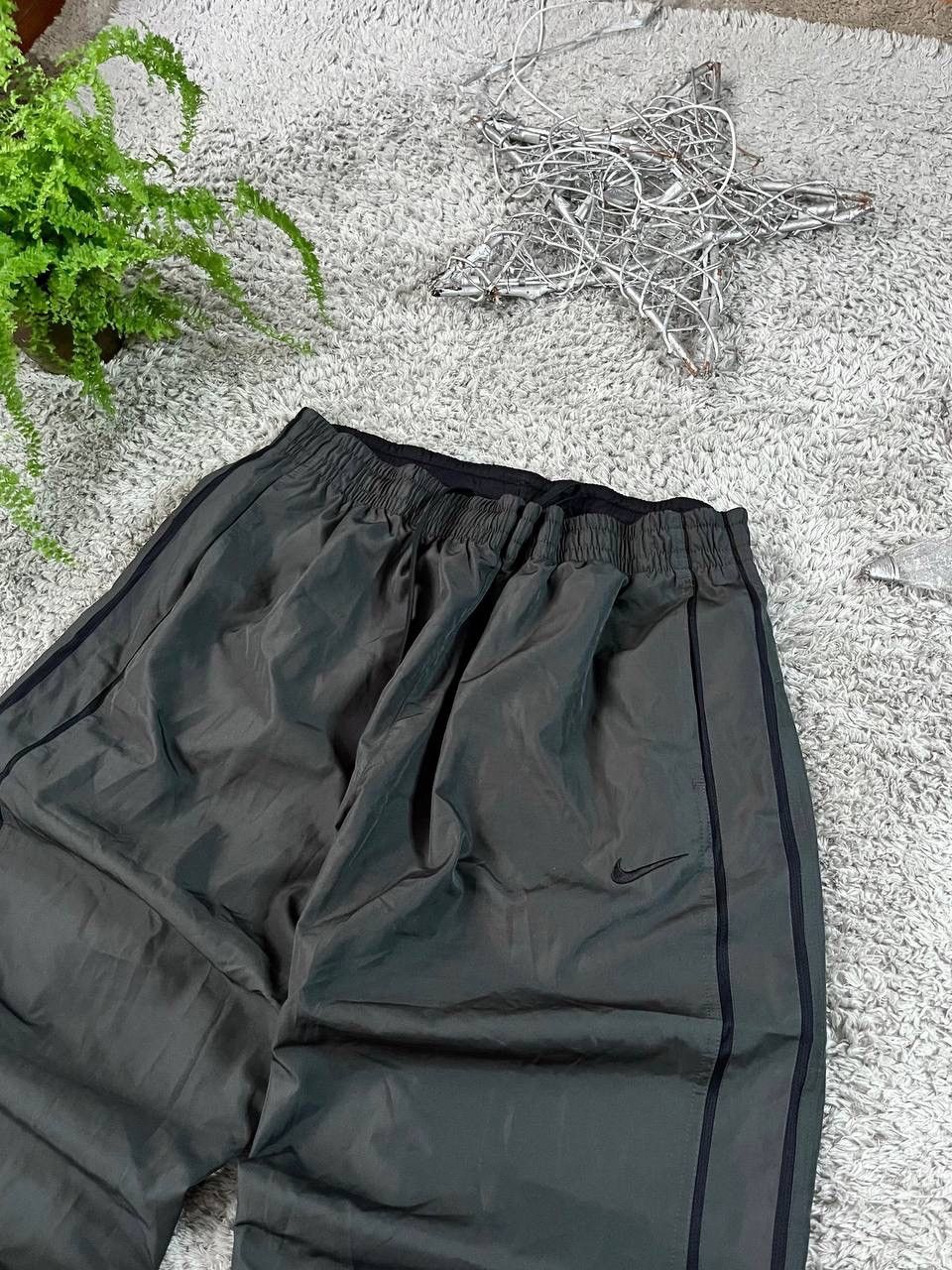 Nike × Vintage 00s Nike Vintage Pants Streetwear Logo Swoosh Rare Size US 38 / EU 54 - 4 Thumbnail