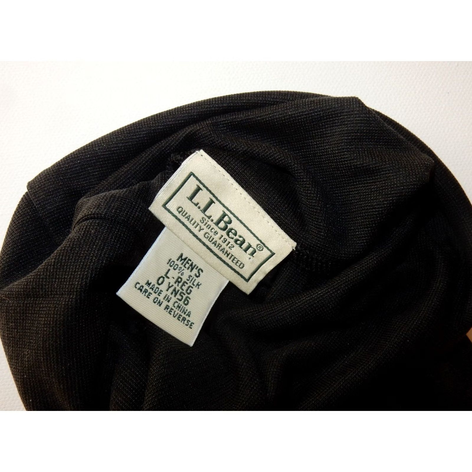 Vintage L.L. Bean Mens Sweater Shirt Pullover Silk Turtleneck Size L Black Mens Size US L / EU 52-54 / 3 - 3 Thumbnail