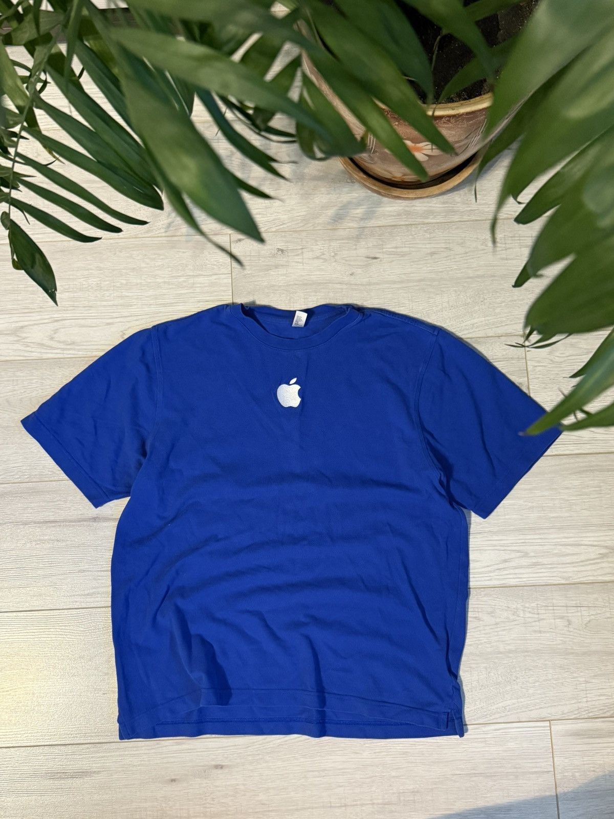 Apple Vintage Apple logo T-Shirt Size US L / EU 52-54 / 3 - 1 Thumbnail