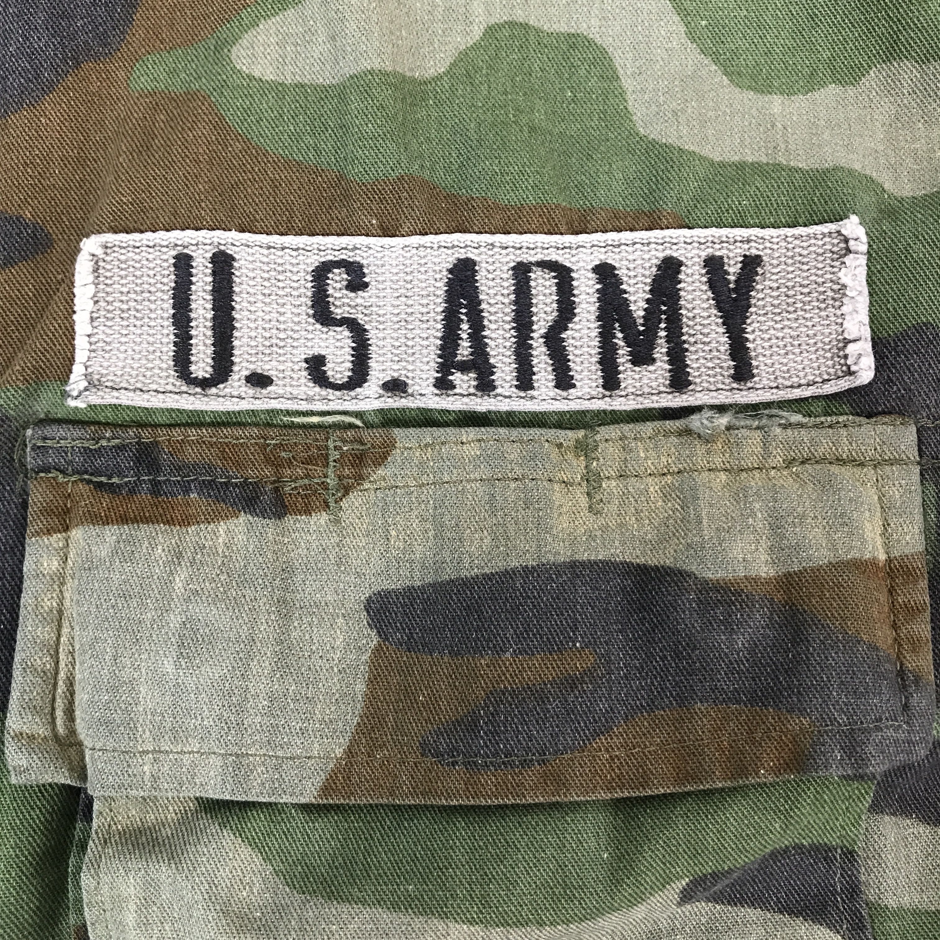 Vintage U.S ARMY CAMO BUTTON JACKET Size US L / EU 52-54 / 3 - 11 Thumbnail