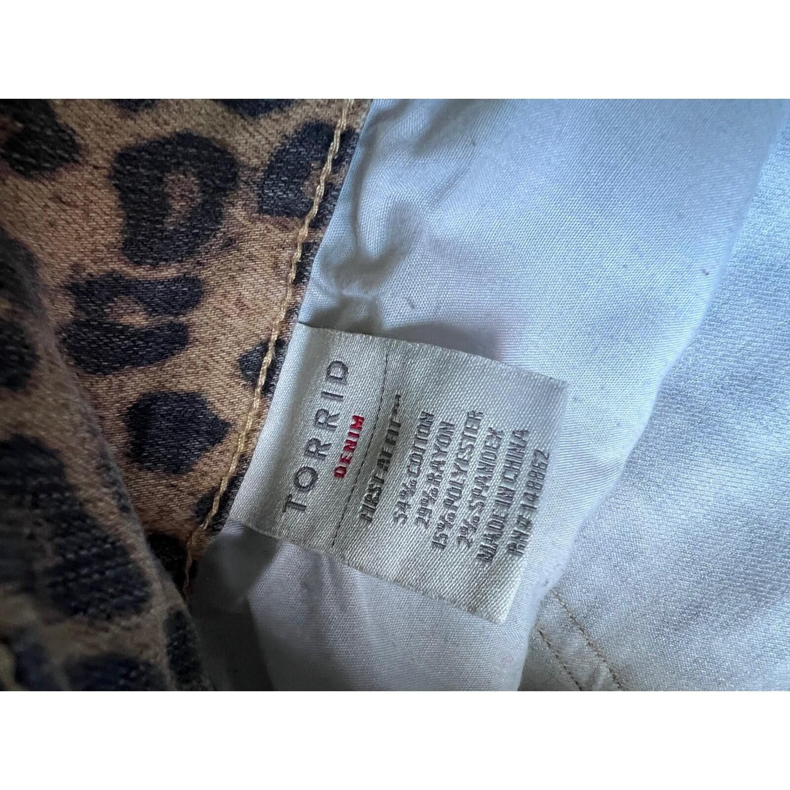 Other Torrid Leopard Print Jeggings Womens 28T High Rise Size 30" / US 8 / IT 44 - 2 Thumbnail