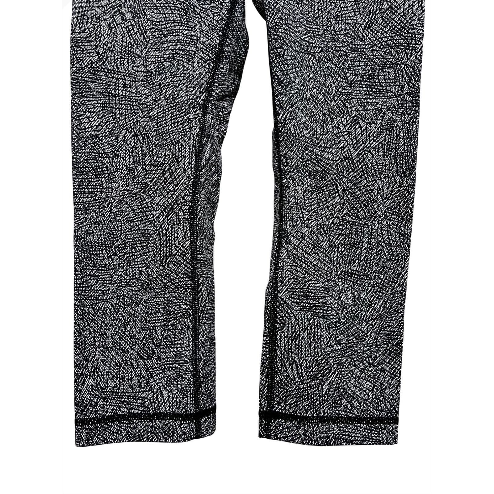 Lululemon Lululemon Wunder Under Luon Ripple Jacquard Crop Leggings 2 Size 26" / US 2 / IT 38 - 7 Thumbnail