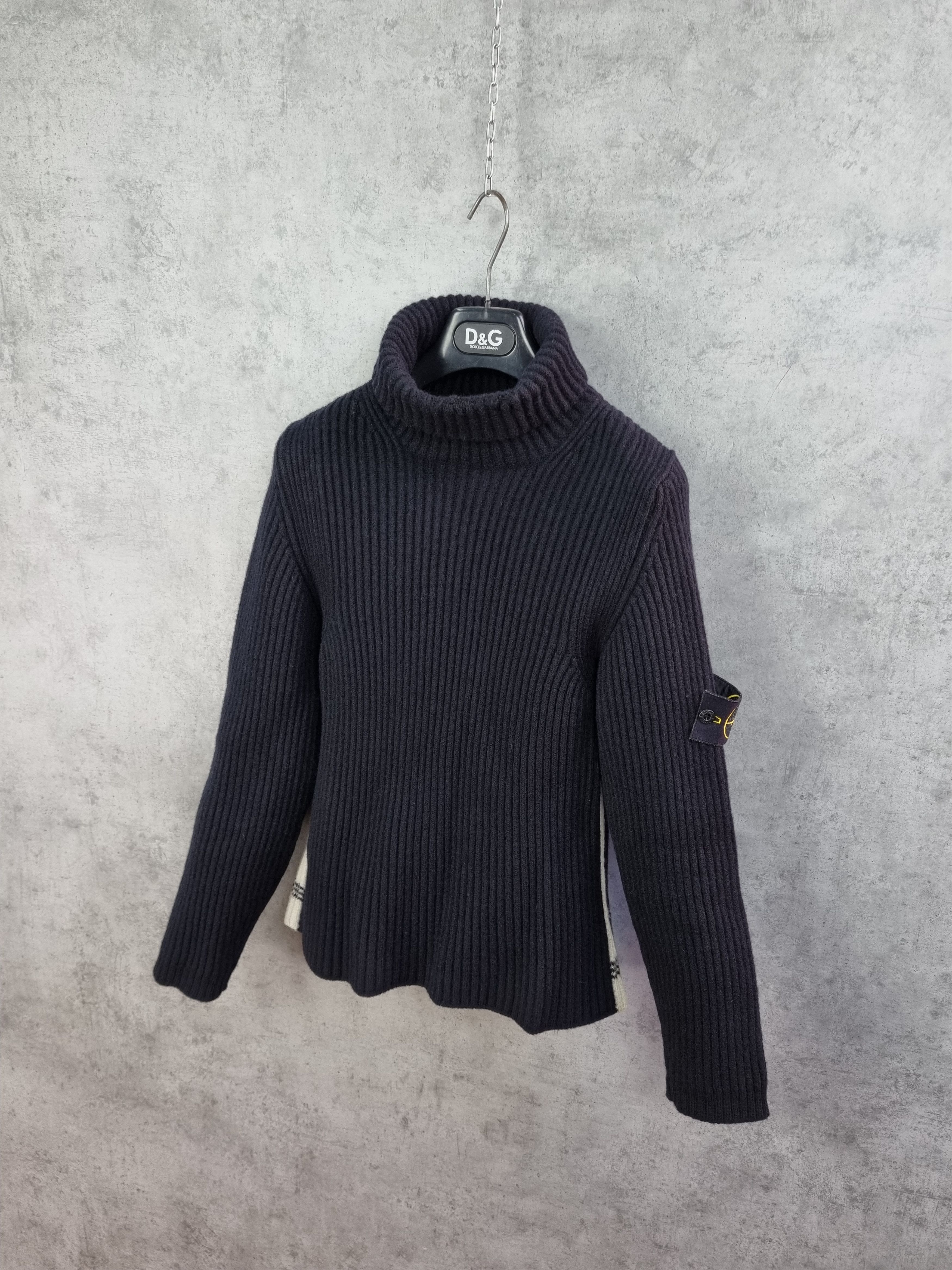 Stone Island × Vintage Stone Island Turtle Neck Wool Sweater Made in Italy Size US S / EU 44-46 / 1 - 4 Thumbnail