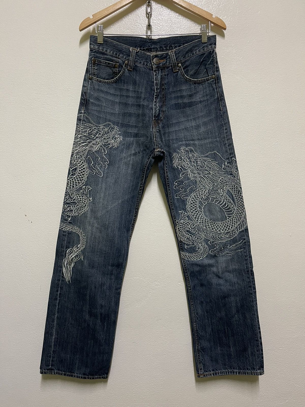 Image of Vintage Dragon Motive Embroidery Jeans in Blue, Men's (Size 30)