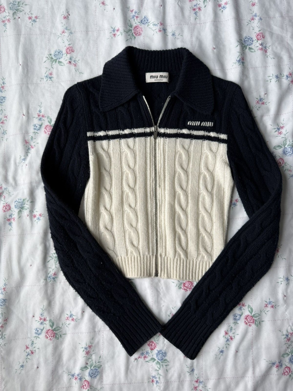 Miu Miu miu miu logo zip up cardigan sweater Size XS / US 0-2 / IT 36-38 - 1 Thumbnail