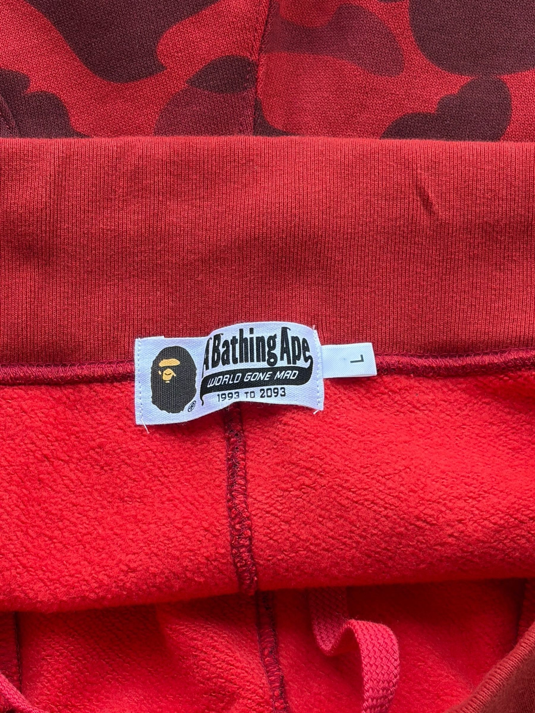 Bape Bape Red Camo White College Logo Shorts Size US 34 / EU 50 - 5 Thumbnail