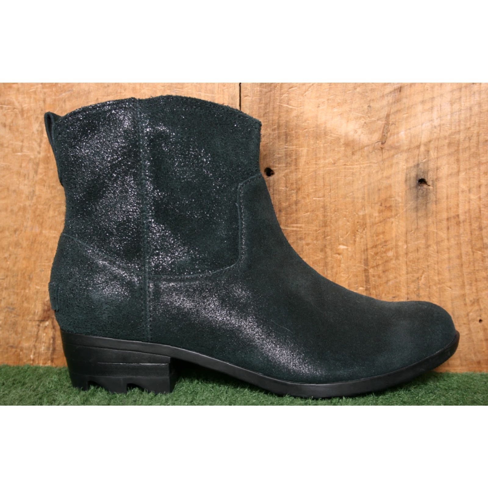 SOREL SOREL Lolla II Black Metallic Suede Leather Side Zip Ankle Booties Sz. 8 Boots Womens Size US 6 / IT 36 - 2 Thumbnail