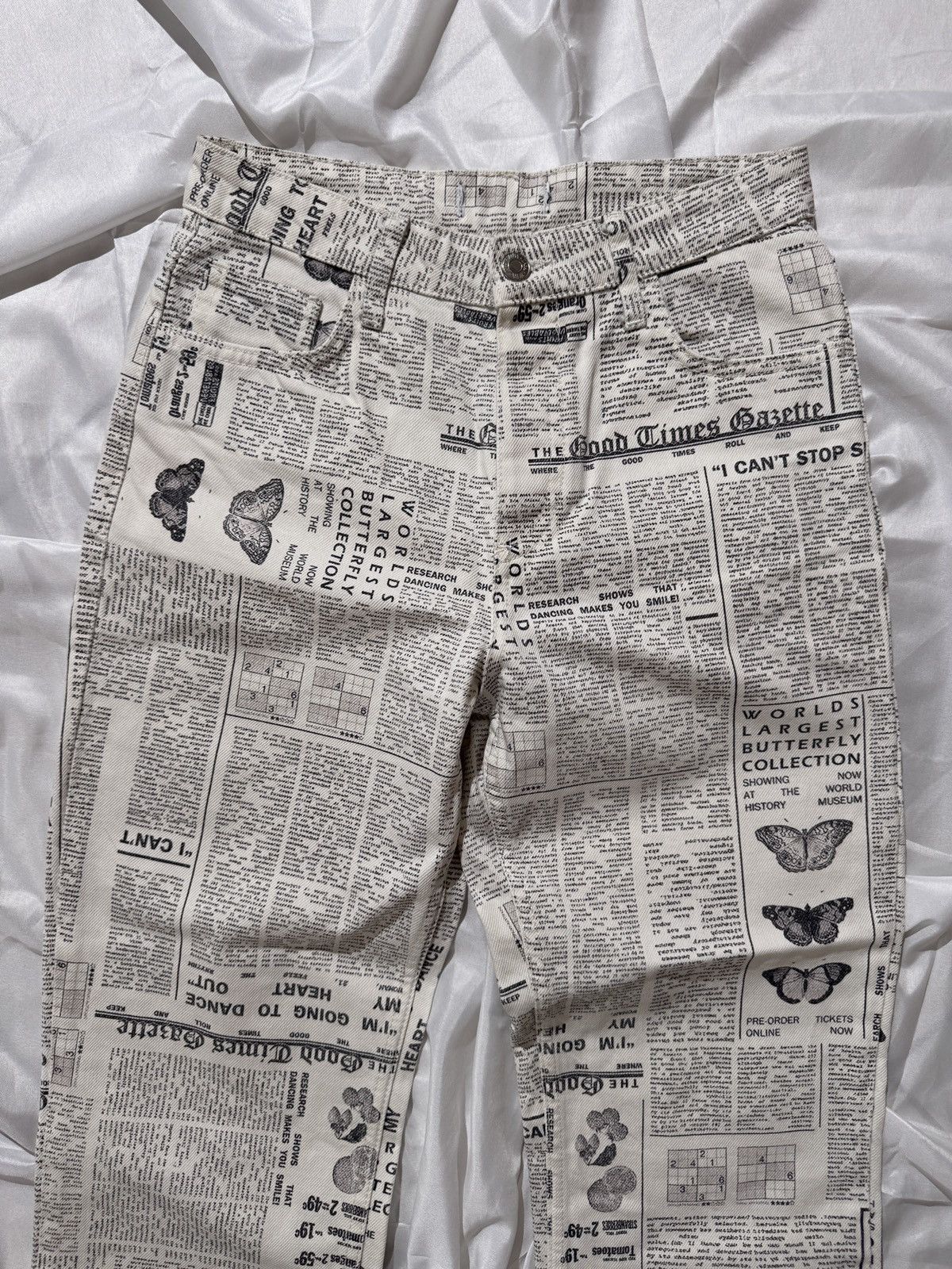 Hysteric Glamour Gazette Printed Vintage Bootcut Jeans (John Galliano style) Size 27" / US 4 / IT 40 - 3 Thumbnail