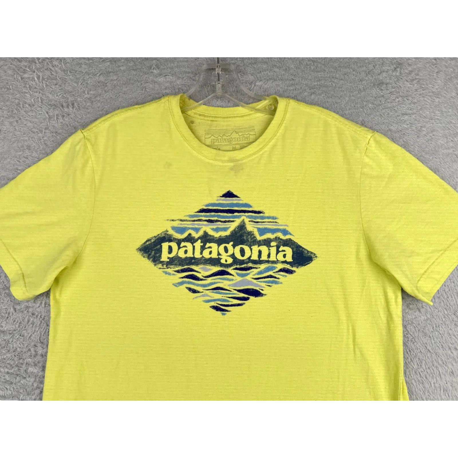 Patagonia Patagonia Men’s T-Shirt Medium Yellow Slim Fit Crew Neck Cotton Blend Jersey Size US M / EU 48-50 / 2 - 4 Thumbnail