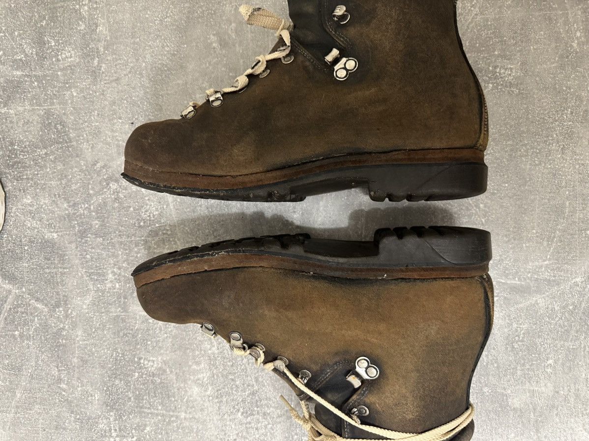 Vintage Vintage Military Brown Leather Boots Y2K style Size US 10 / EU 43 - 11 Thumbnail