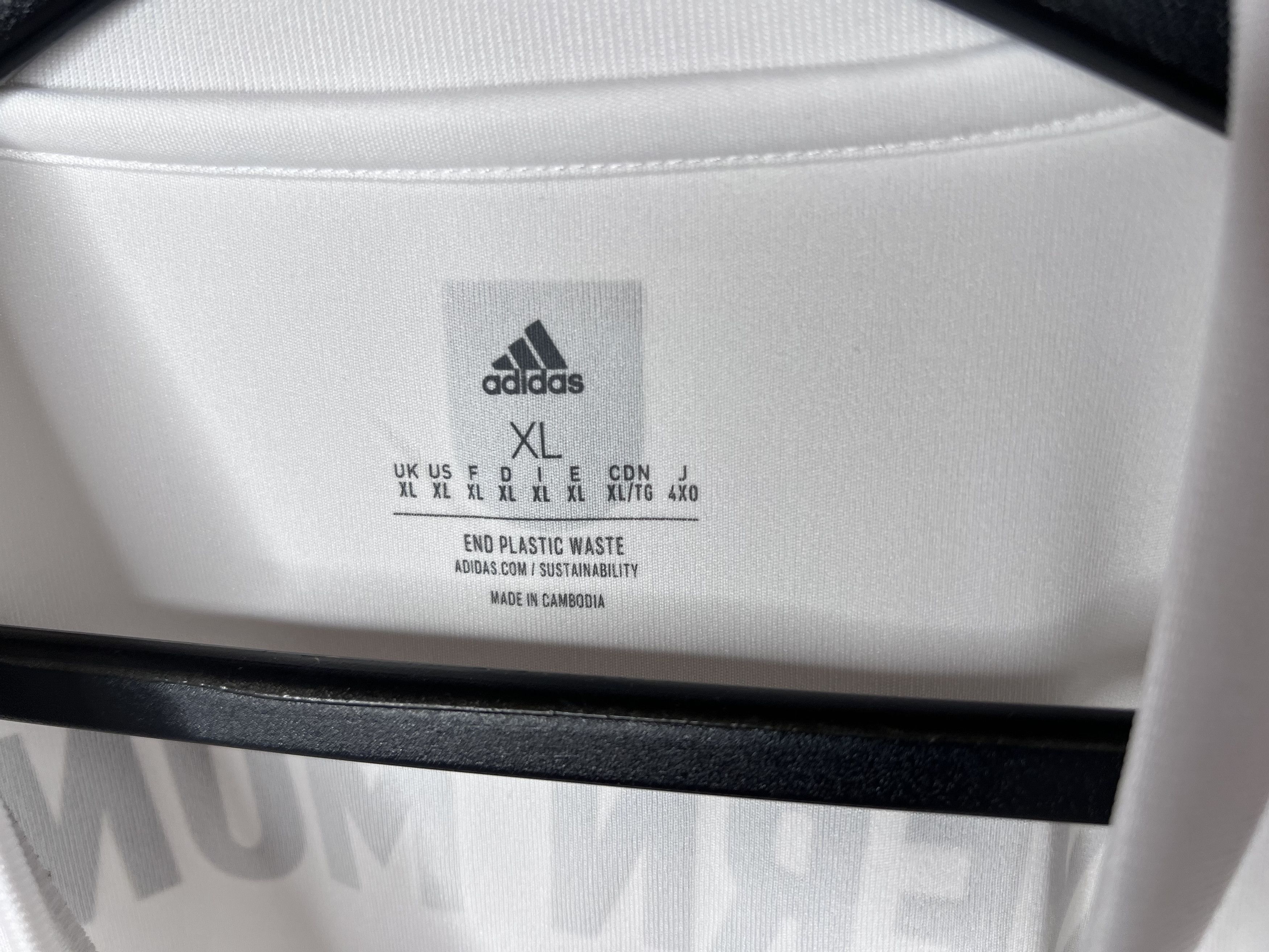 Adidas BAYERN MUNICH 2022 2023 AWAY FOOTBALL SHIRT SOCCER JERSEY Size US XL / EU 56 / 4 - 7 Thumbnail