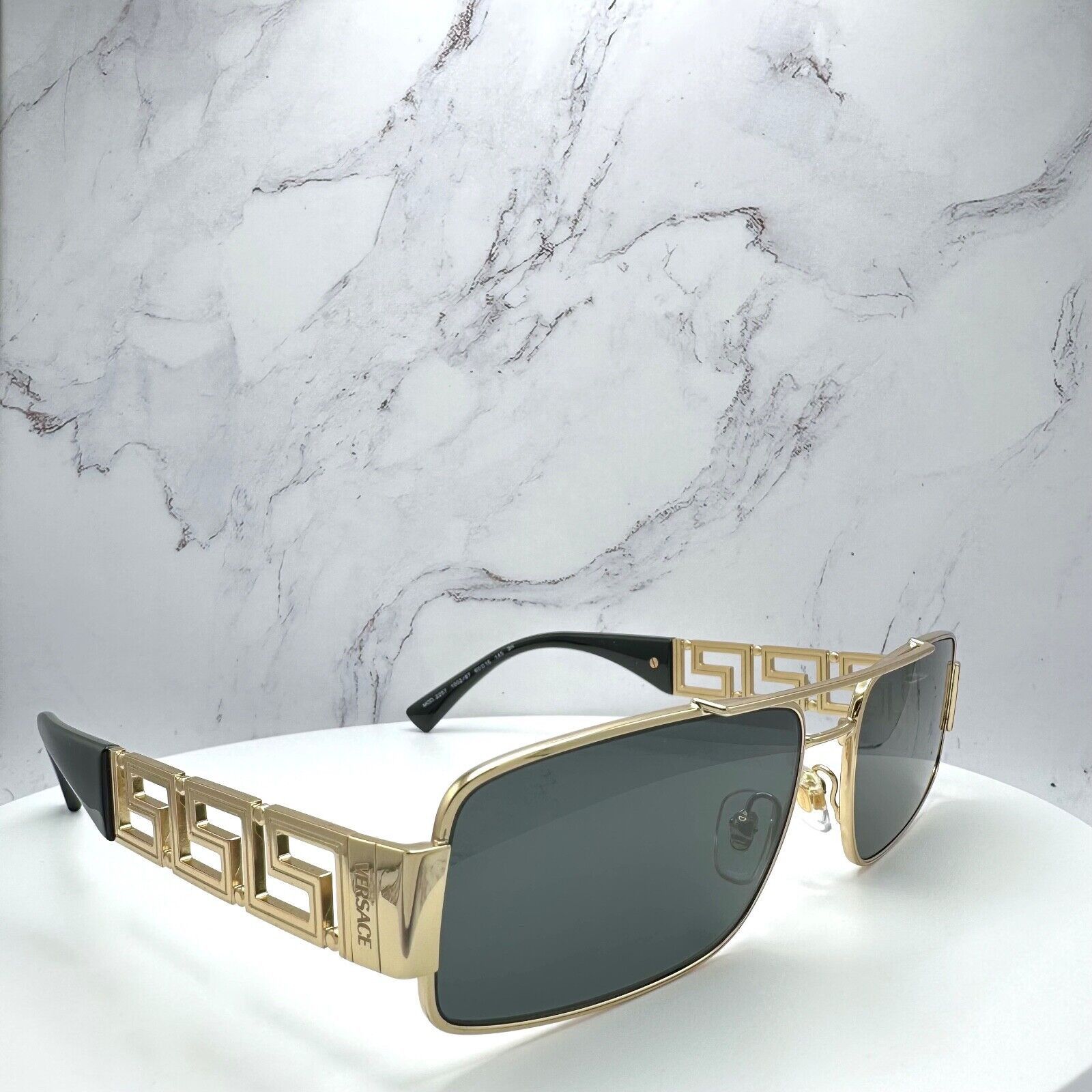 Versace Versace Sunglasses Gold Rectangle Metal Logo Black Retro Size ONE SIZE - 23 Thumbnail