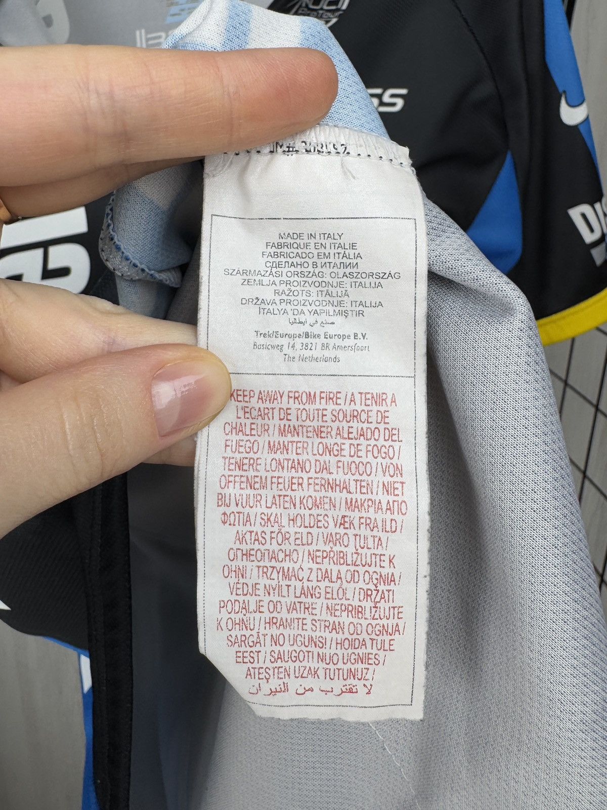 Nike 2007 Nike Discovery Channel Cycling Bike Jersey Vintage Size US L / EU 52-54 / 3 - 12 Thumbnail