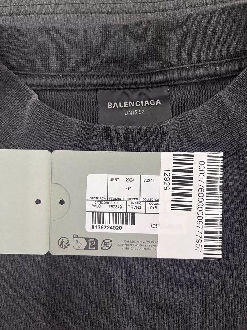 Balenciaga Balenciaga FW24 monogrammed crewneck knit short sleeve T-sh Size US M / EU 48-50 / 2 - 4 Thumbnail