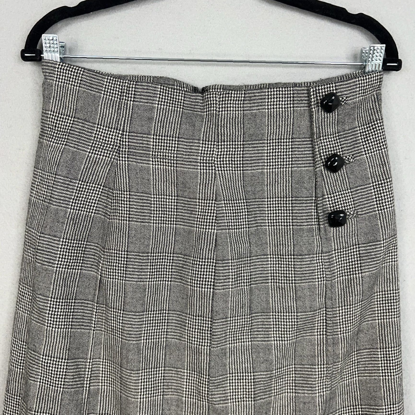 Banana Republic Banana Republic Skirt Womens 8 Gray Glen Plaid Wool Academia Modest Knee Length A-Line Womens Size 30" / US 8 / IT 44 - 2 Thumbnail