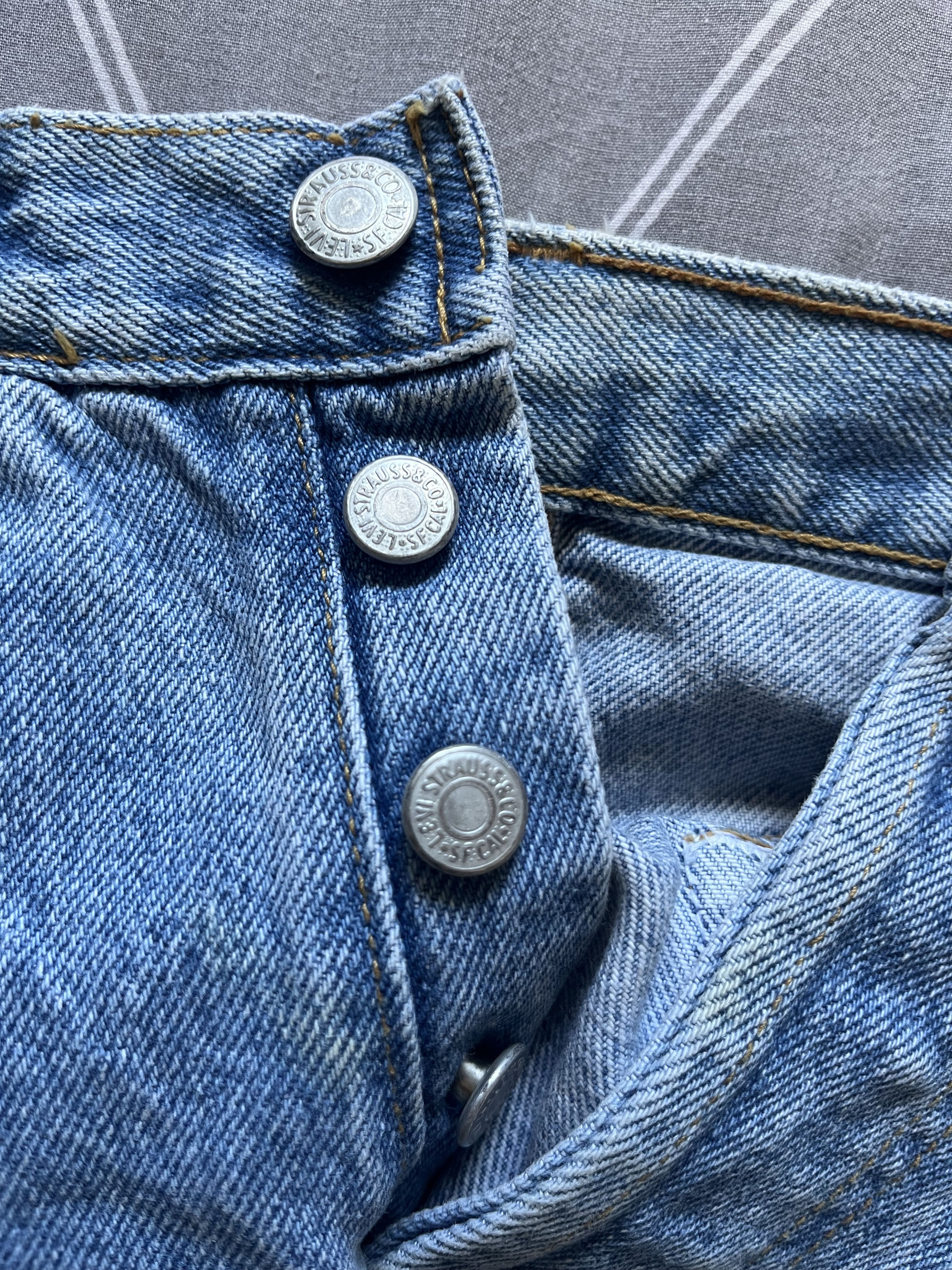 Levi's Levi’s 501 Men’s Jeans W30 L36 –USA 1993 – Blue – Vintage Size US 30 / EU 46 - 4 Thumbnail
