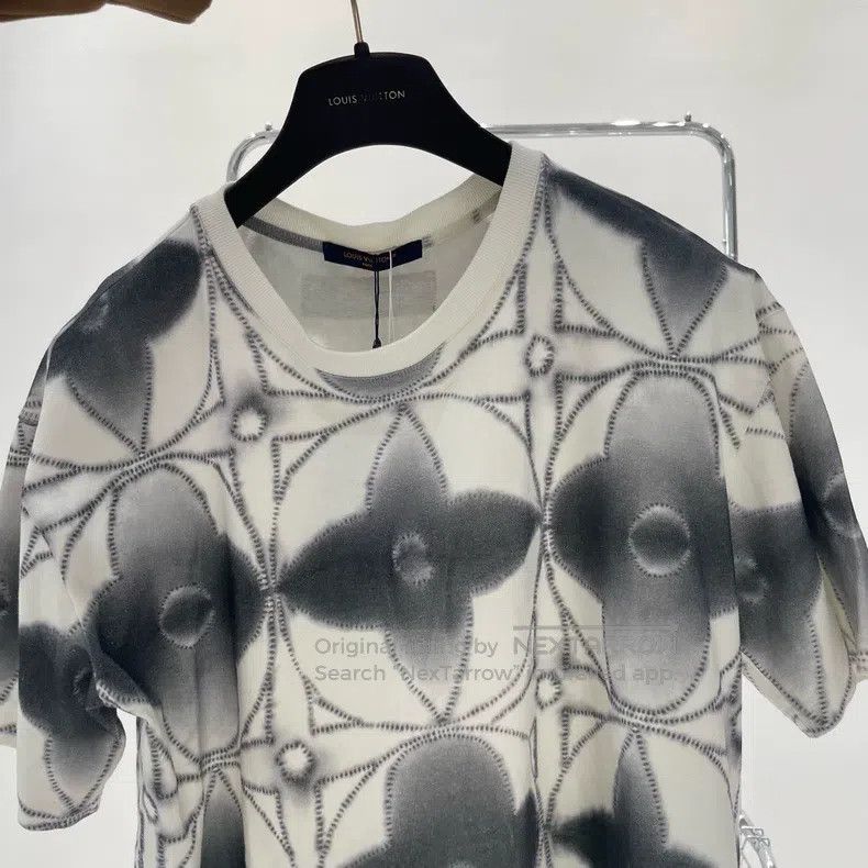 Louis Vuitton Louis Vuitton Tie-dyed three-flower short sleeves Size US XL / EU 56 / 4 - 3 Thumbnail