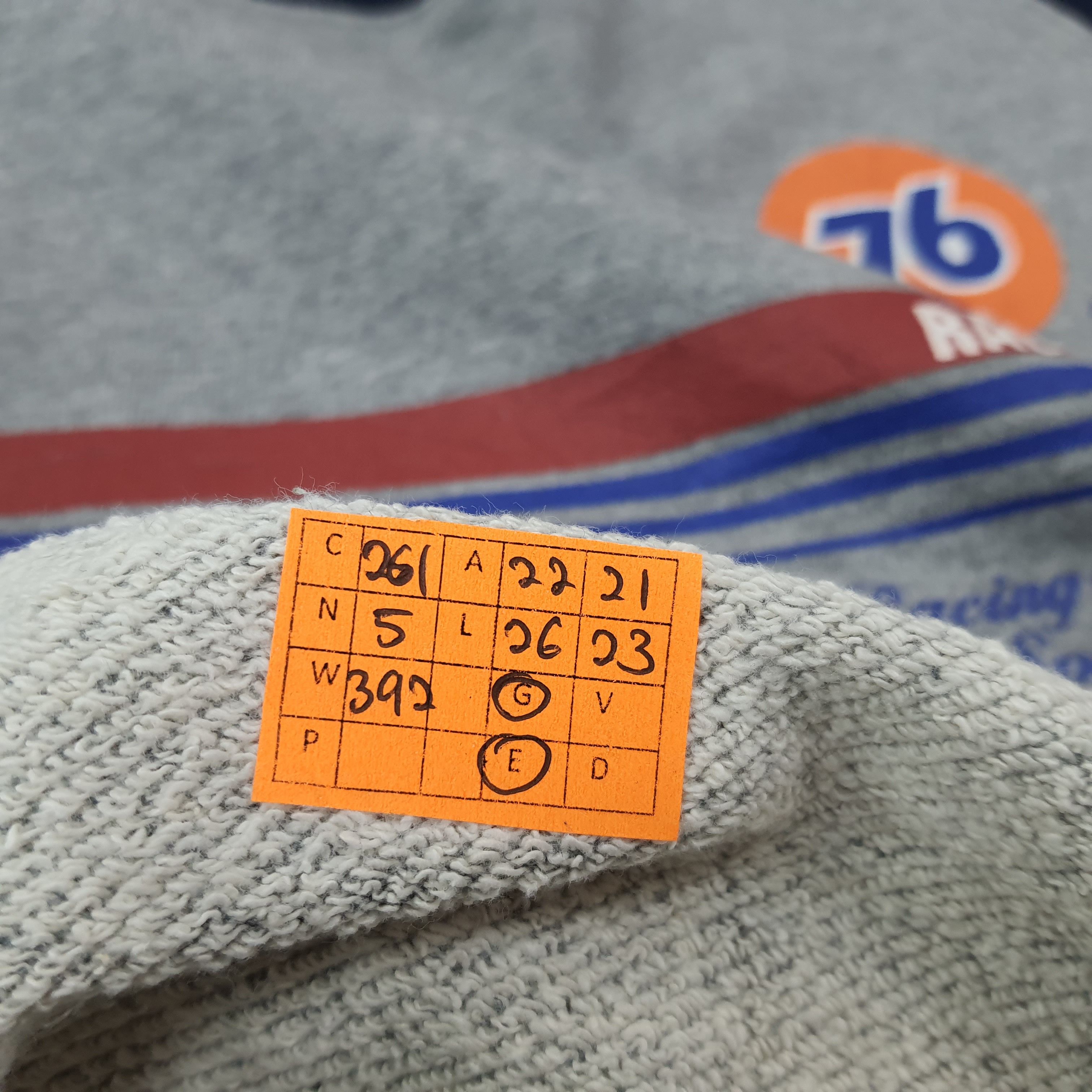 Vintage Vintage Lubricant 76 Motor Oil Raglan Sweatshirt C261N5 Size US M / EU 48-50 / 2 - 8 Thumbnail