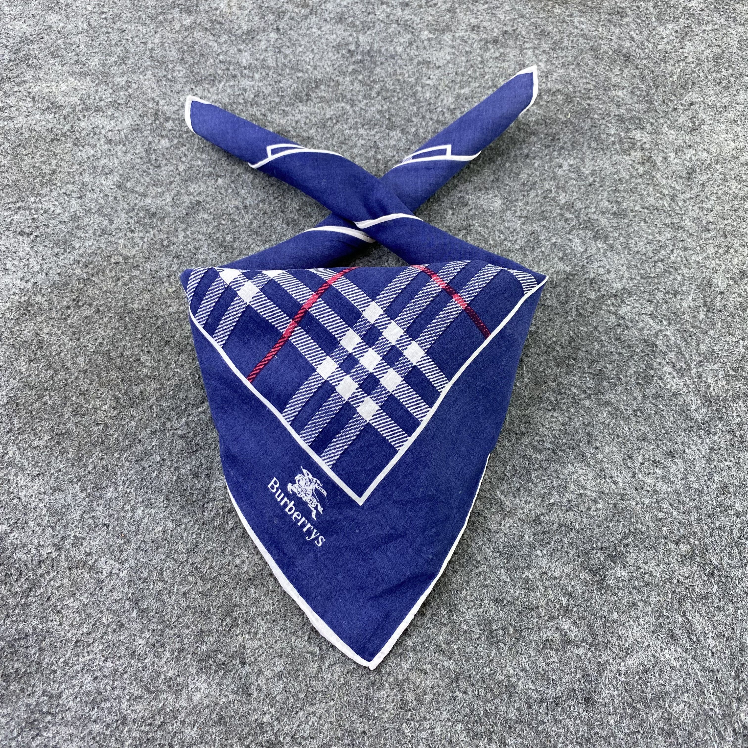 Burberry Burberry Handkerchief / Bandana / Neckerchief-B730 Size ONE SIZE - 2 Thumbnail