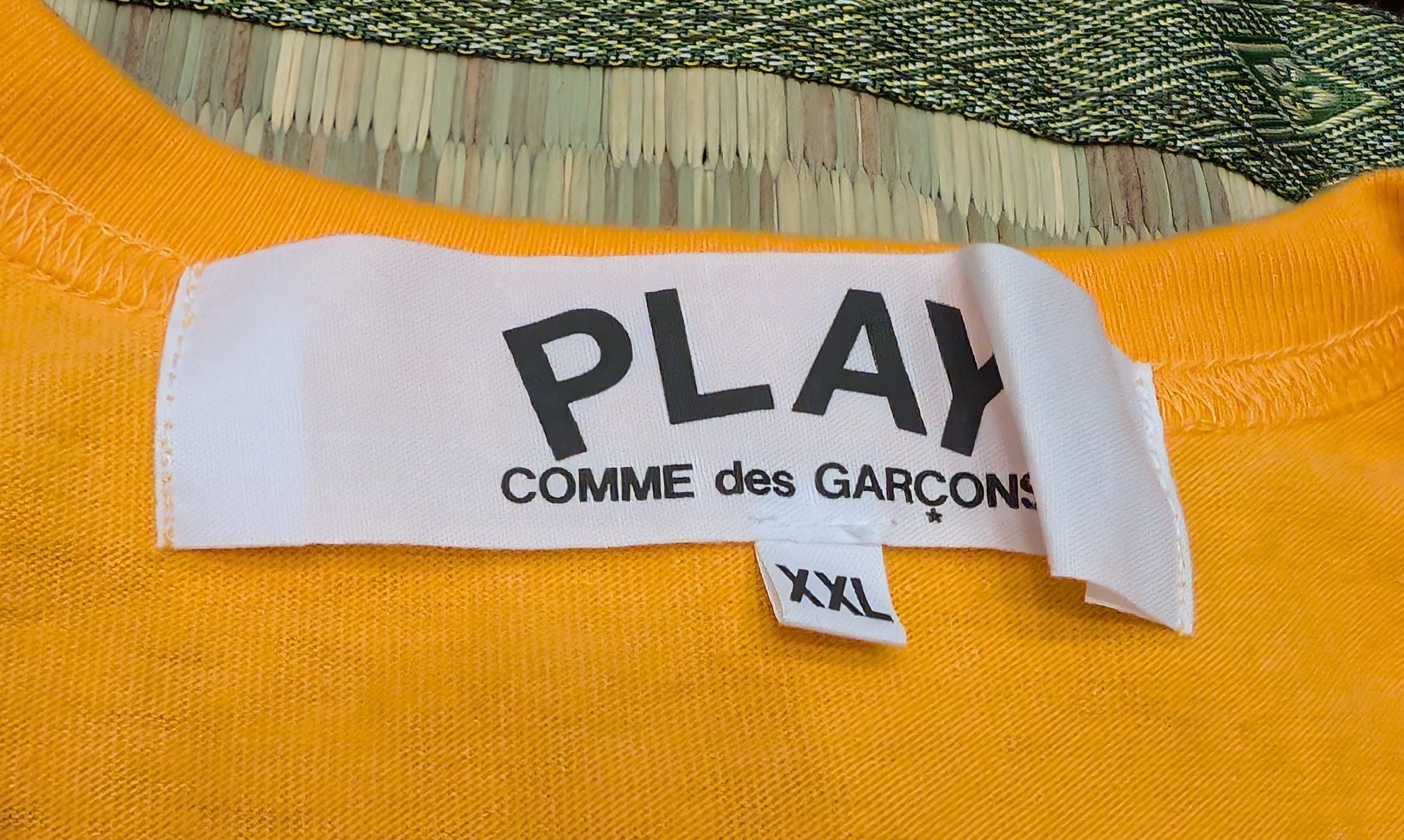 Comme des Garcons PLAY Comme Des Garcons CDG PLAY T-shirt Size XXL (Fits Like US L) Size US XXL / EU 58 / 5 - 3 Thumbnail