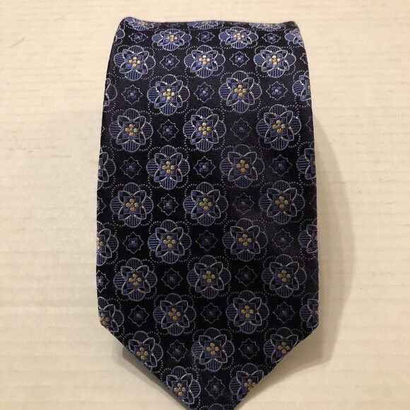 Nordstrom John W. Nordstrom men's new blue silk tie 3 1/2" X 59 1/2" Size ONE SIZE - 1 Thumbnail