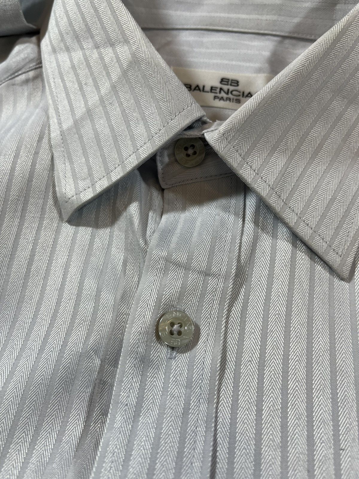 Balenciaga Balenciaga Paris Herringbone Stripe Long Sleeve Dress Shirt Size US M / EU 48-50 / 2 - 6 Thumbnail