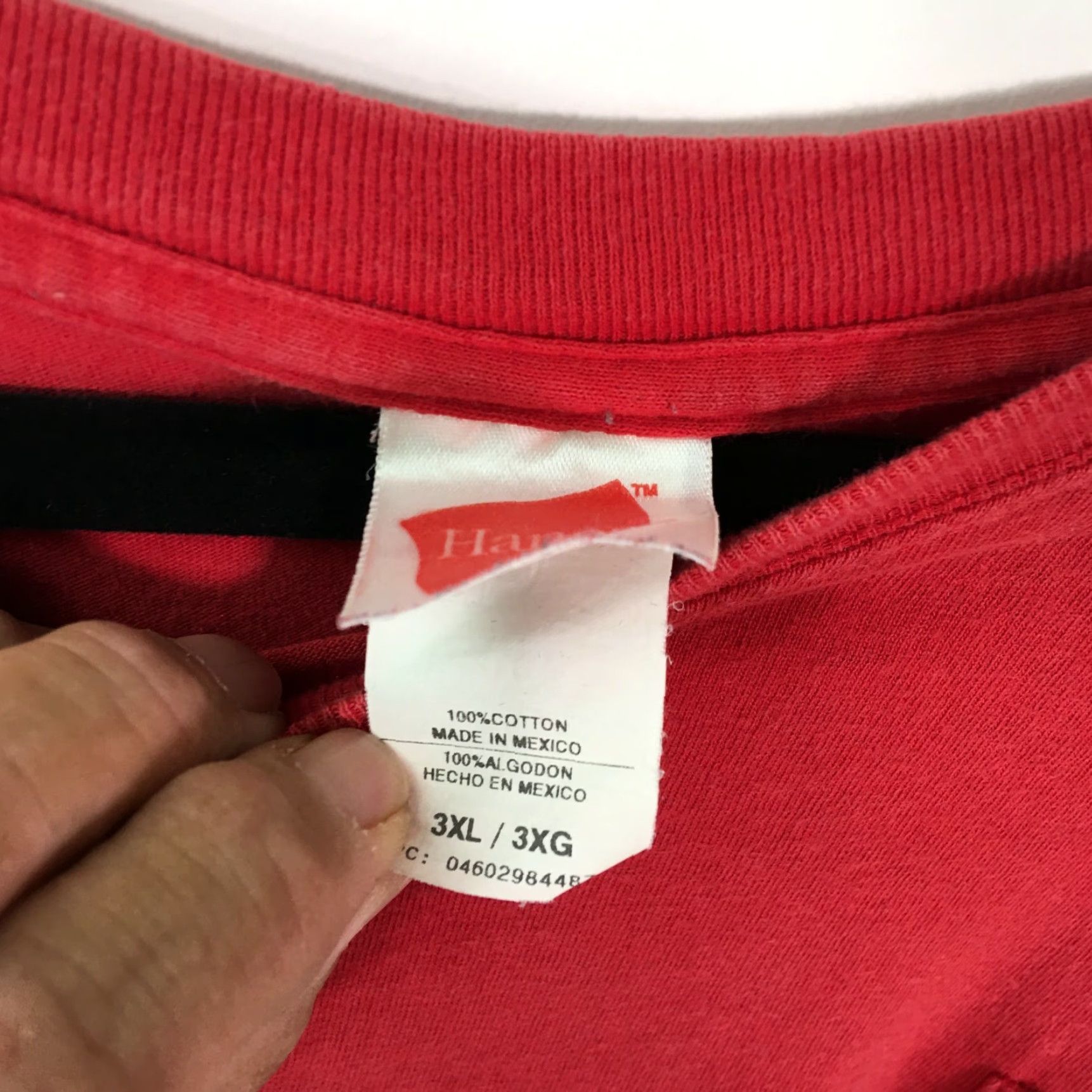 Hanes Hanes Mens Short Sleeve T-Shirt The Busy Berry Red Graphic Tee XXXL Shirt Size US XXL / EU 58 / 5 - 6 Thumbnail