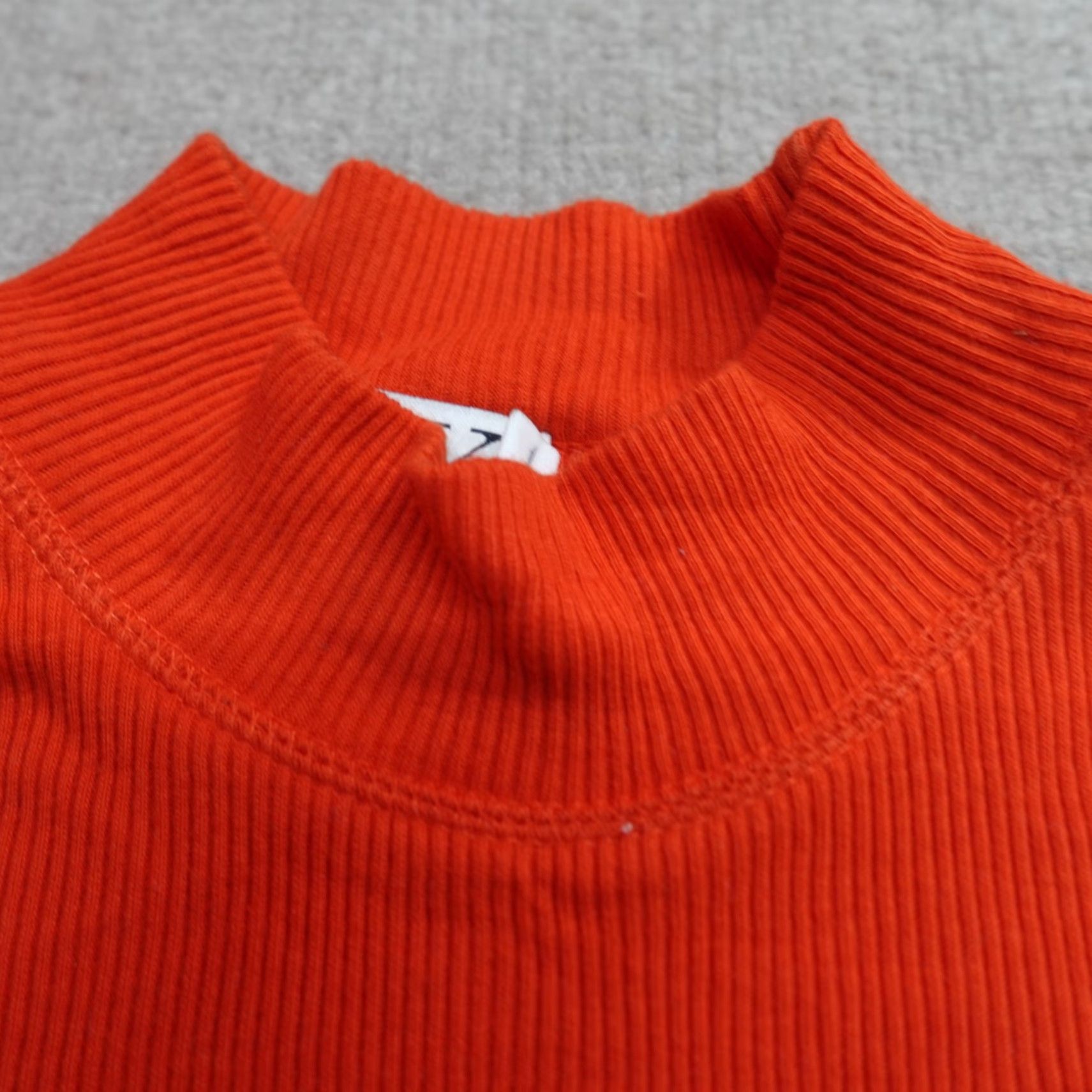 Vintage VINTAGE Calvin Klein Shirt L Orange Mock Neck Blouse Women Long Sleeve Pullover Cotton Made in USA Size L / US 10 / IT 46 - 4 Thumbnail