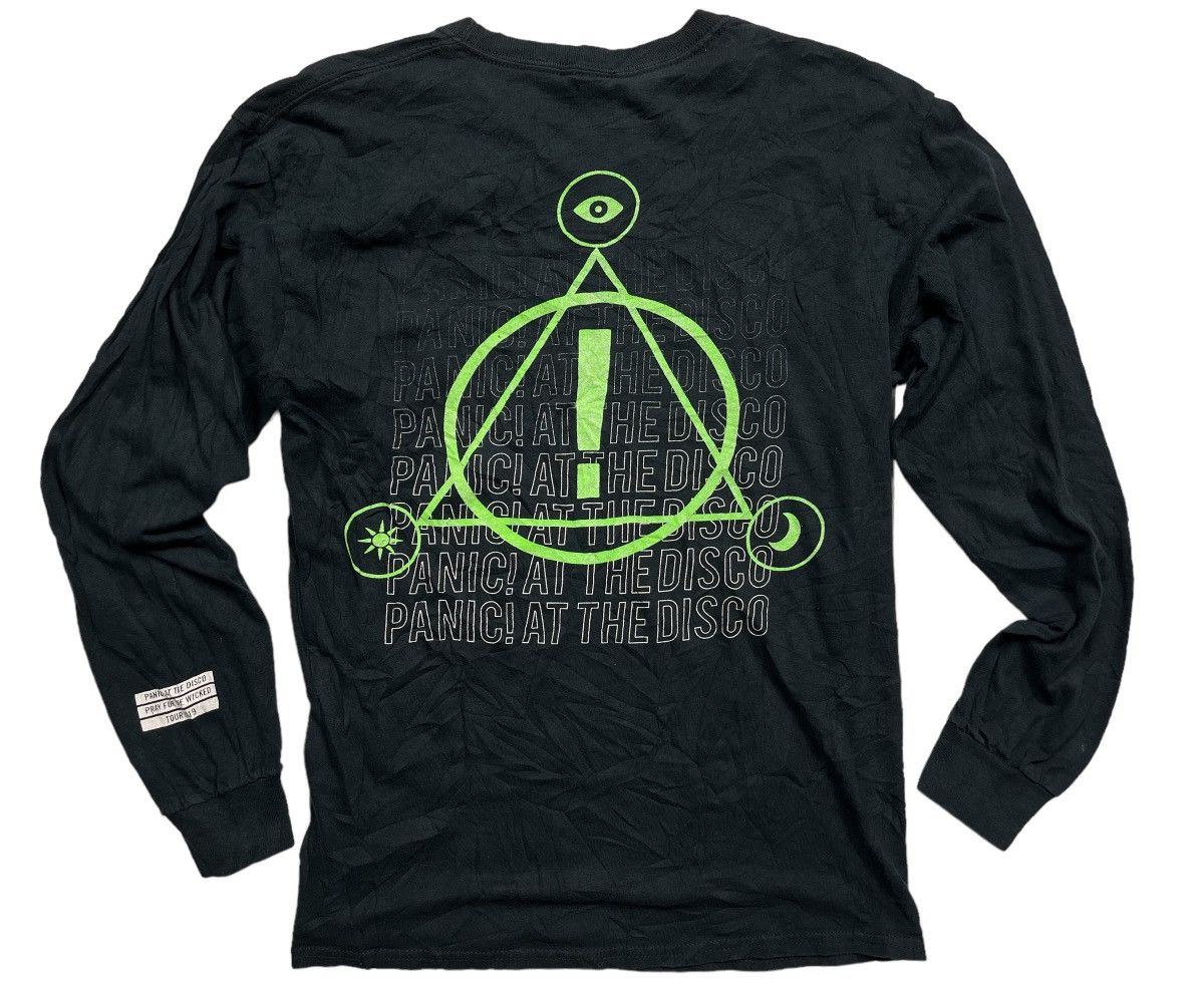 Band Tees Panic At The Disco Pray For The Wicked Tour 2019 Size US M / EU 48-50 / 2 - 1 Thumbnail