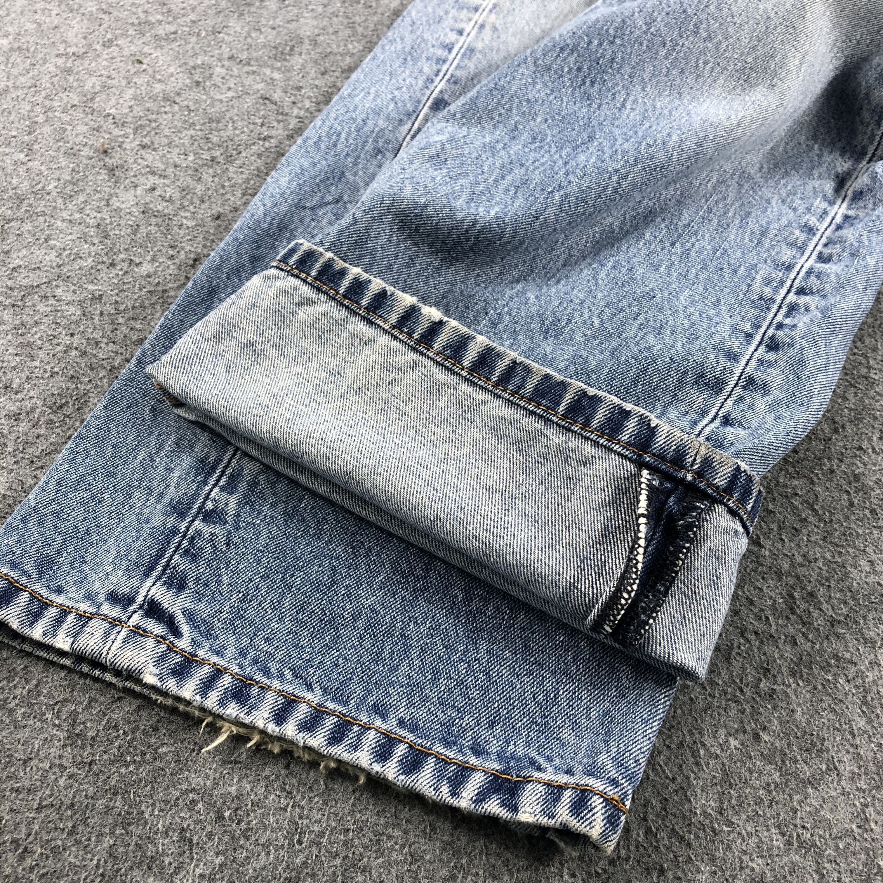 Levi's × Vintage Vintage Blue Wash Levis 505 Jeans-JM1242 Size US 41 - 7 Thumbnail