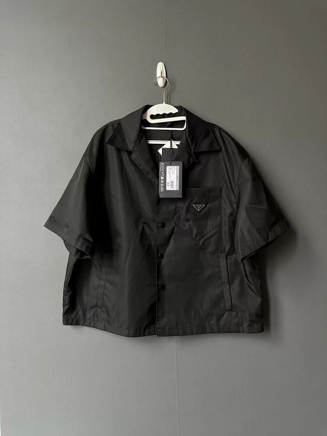 Prada Prada Black Triangle Logo Nylon Short-Sleeve Shirt Size US XL / EU 56 / 4 - 1 Thumbnail