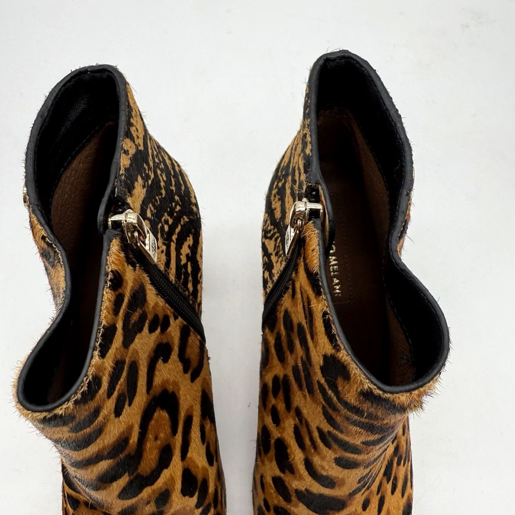Vintage Antonio Melani Shahn Leopard Calf Hair Ankle Boots Women Size 7.5 M Pointed Toe Boots Size US 8 / IT 38 - 6 Thumbnail