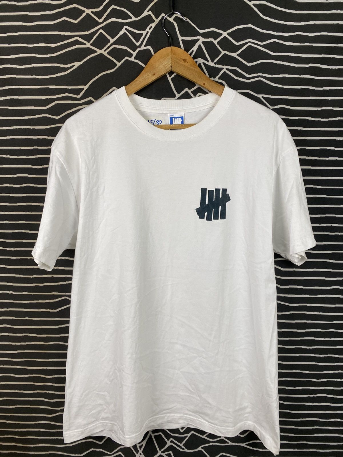 Undefeated Undefeated Graphic White Tee - Skateboard "U" Design Size US L / EU 52-54 / 3 - 3 Thumbnail