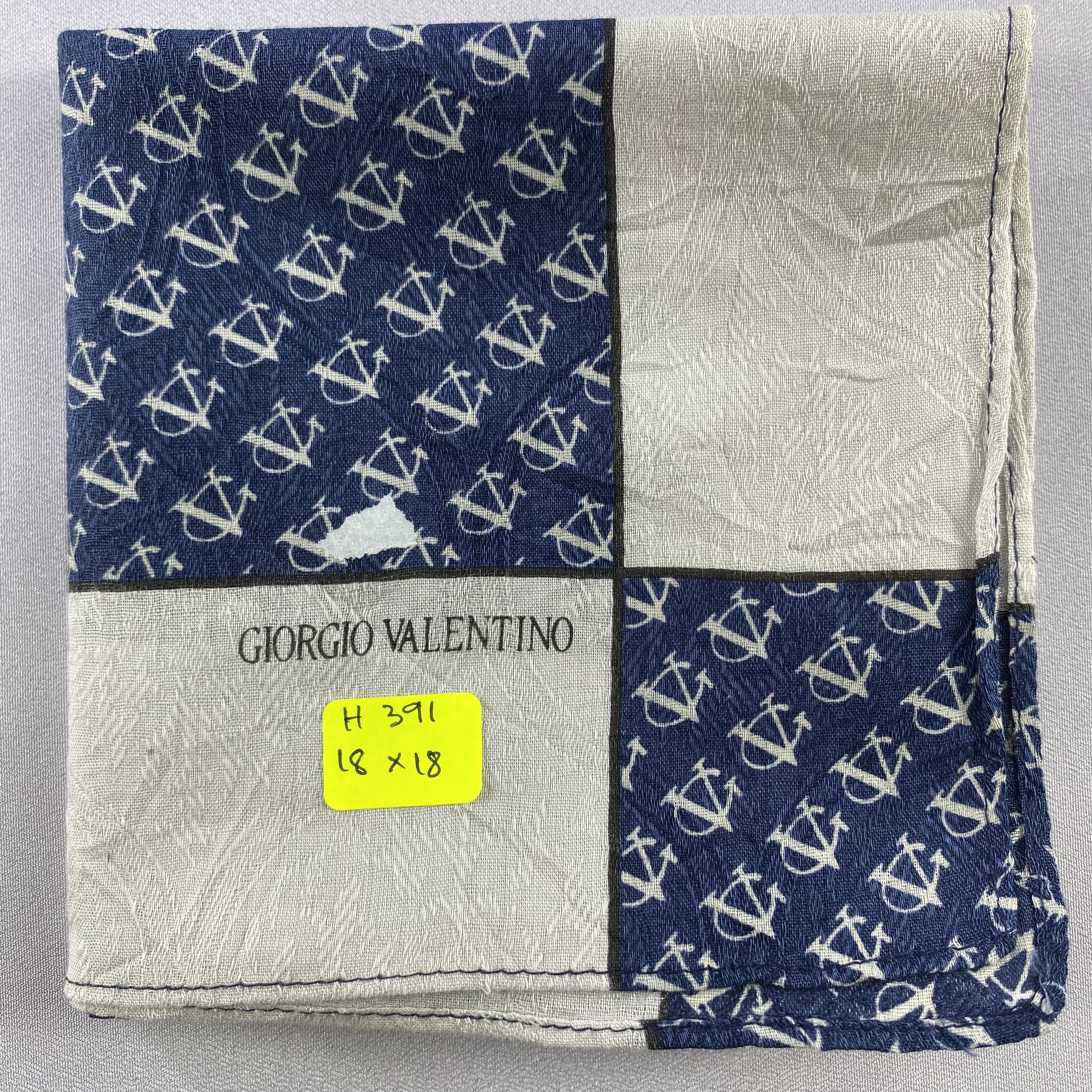 Valentino × Vintage Valentino Bandana/ Handkerchief / Neckerchief Size ONE SIZE - 6 Thumbnail