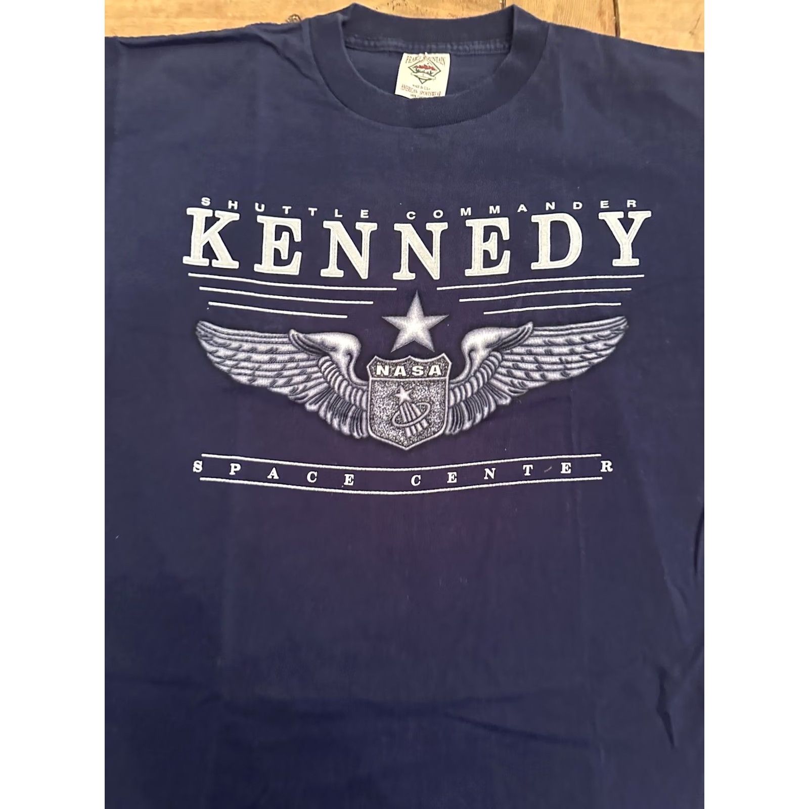 NASA VINTAGE NASA Kennedy Space Station Shuttle Commander Single Stitch T Shirt L Blue Mens Short Sleeve USA 90s Shirt Size US L / EU 52-54 / 3 - 2 Thumbnail