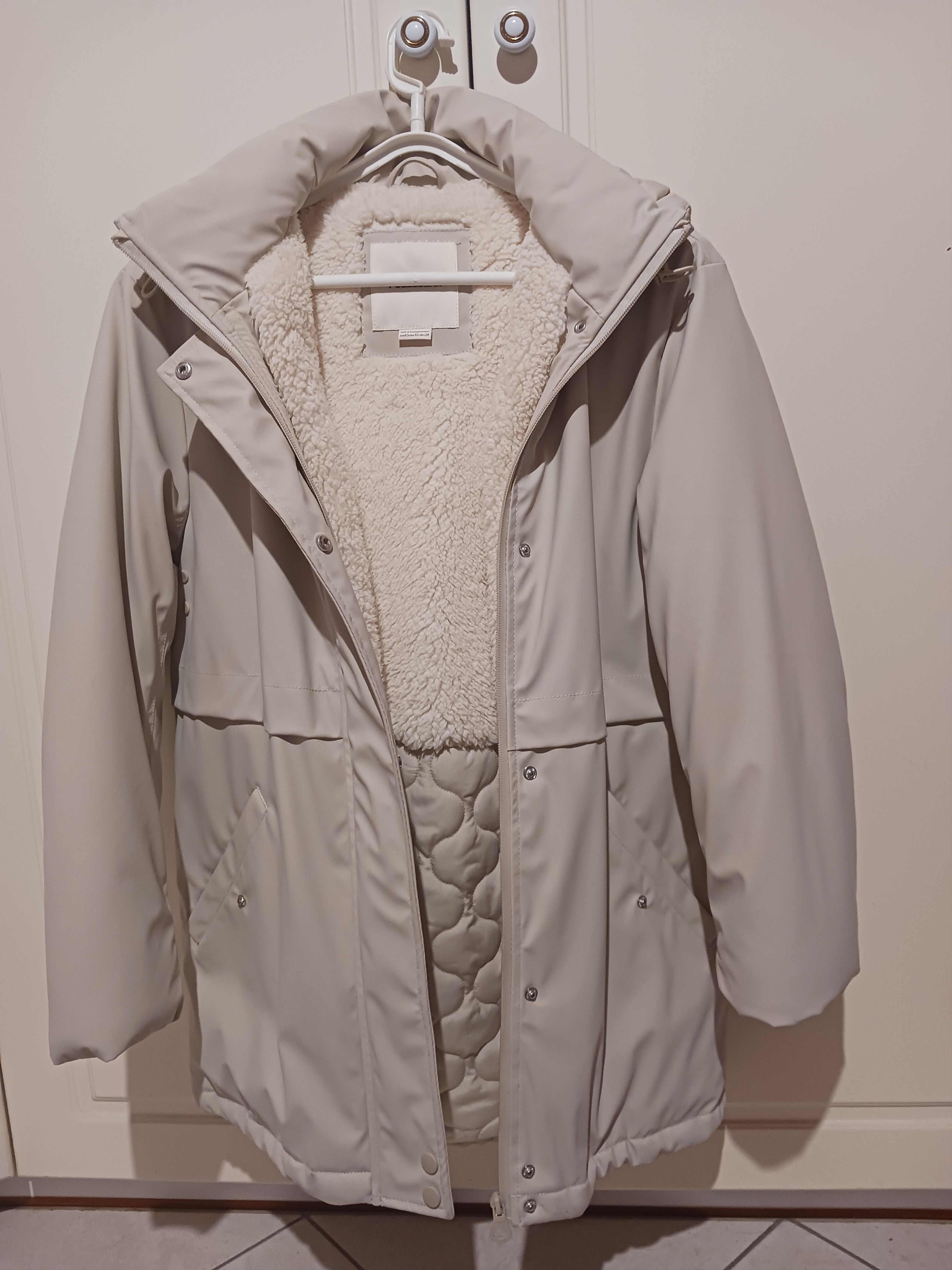Pull & Bear Women's winter Jacket XS Size XS / US 0-2 / IT 36-38 - 3 Thumbnail