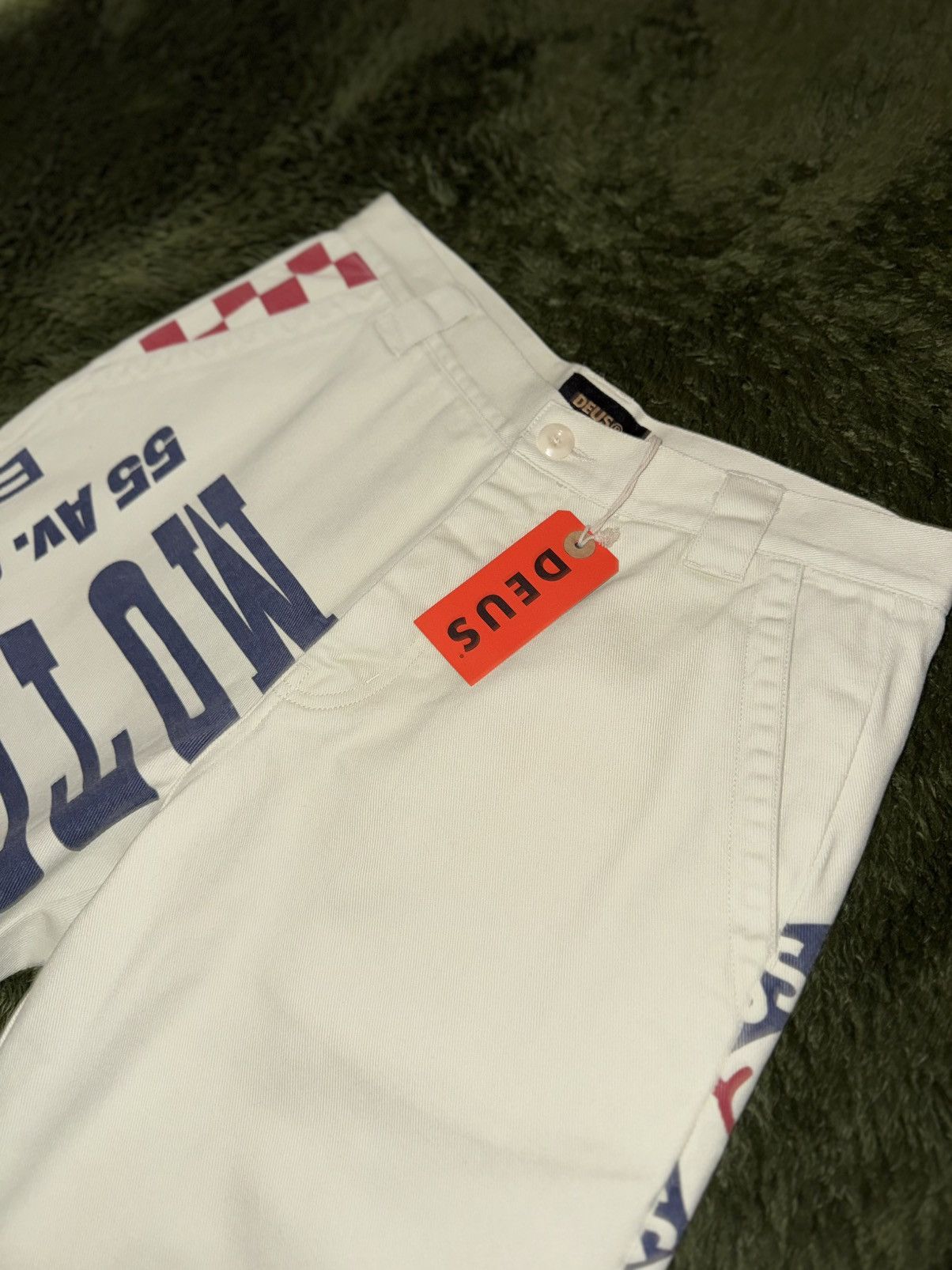 Deus Ex Machina [32] Deus Ex Machina Fragile Print Cotton Work Pants Ivory Size US 32 / EU 48 - 2 Thumbnail