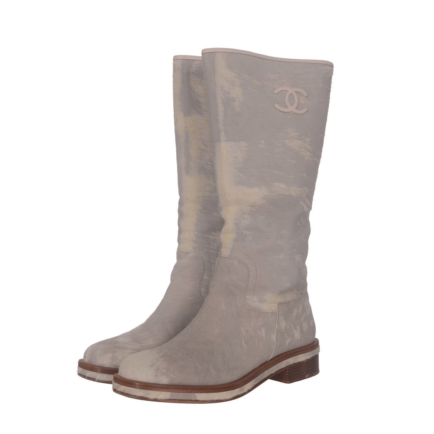 Chanel Chanel Light Gray Tall Boots 38.5 Size US 7.5 / IT 37.5 - 1 Thumbnail