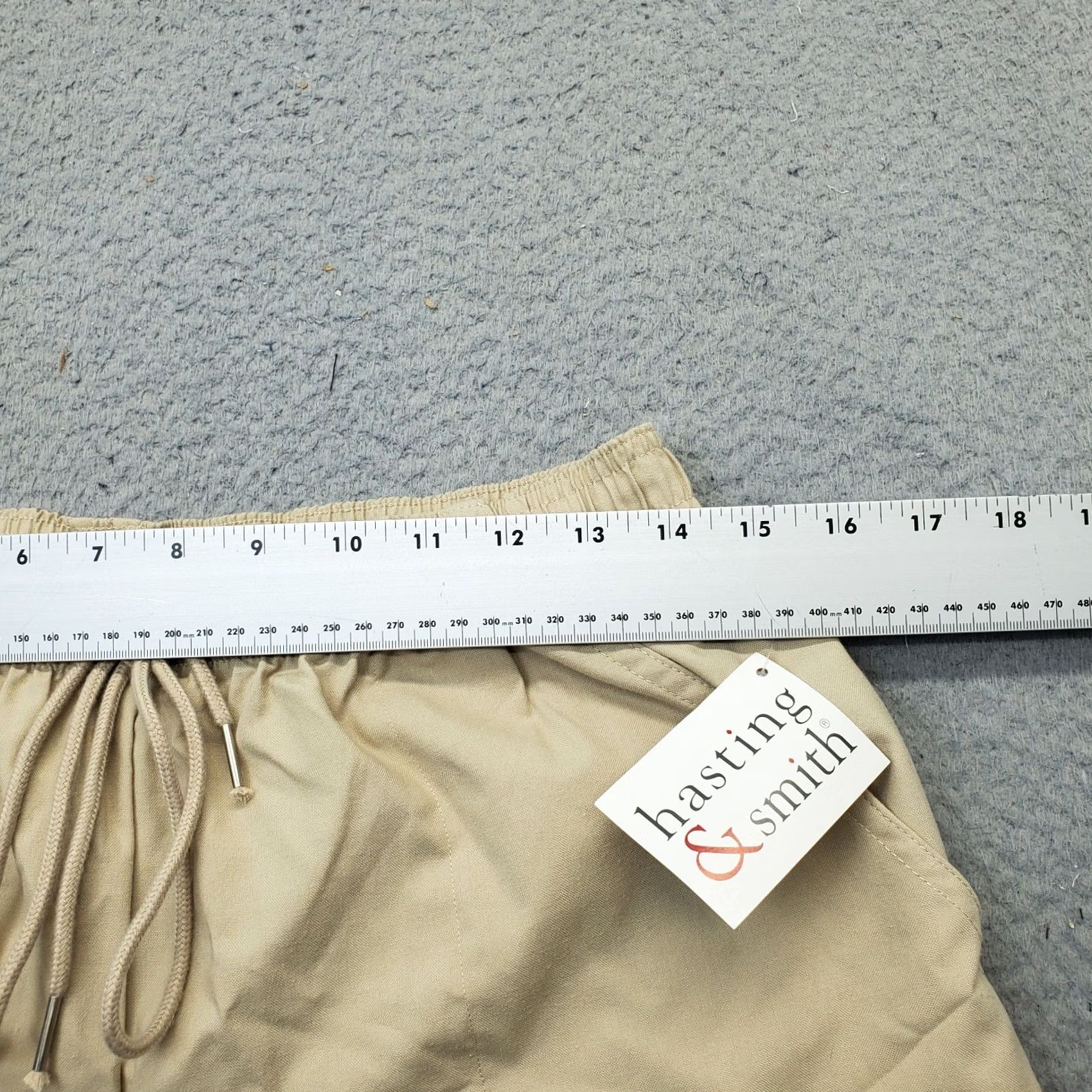 Vintage Hastings & Smith Womens Shorts Bermuda Tan Pleated Slash Pocket Drawstring Waist M Size 32" / US 10 / IT 46 - 5 Thumbnail
