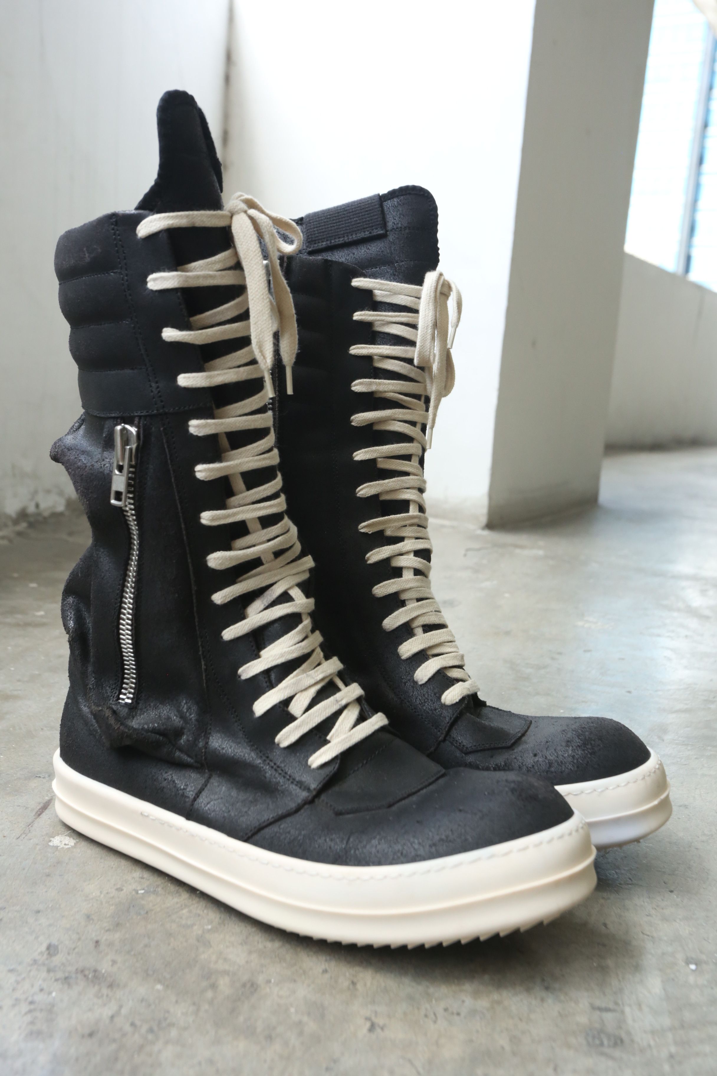 Rick Owens RARE! Rick Owens Triple Black Cargo Basket | Grailed