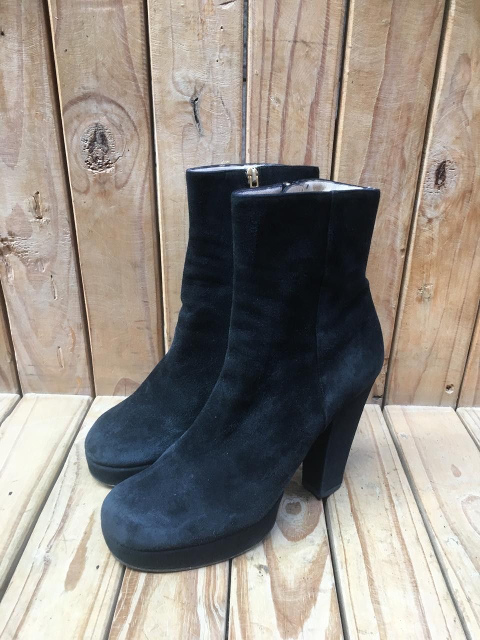 Yves Saint Laurent Yves saint Laurent suede boots EUR 38.5 Size US 8.5 / IT 38.5 - 1 Thumbnail