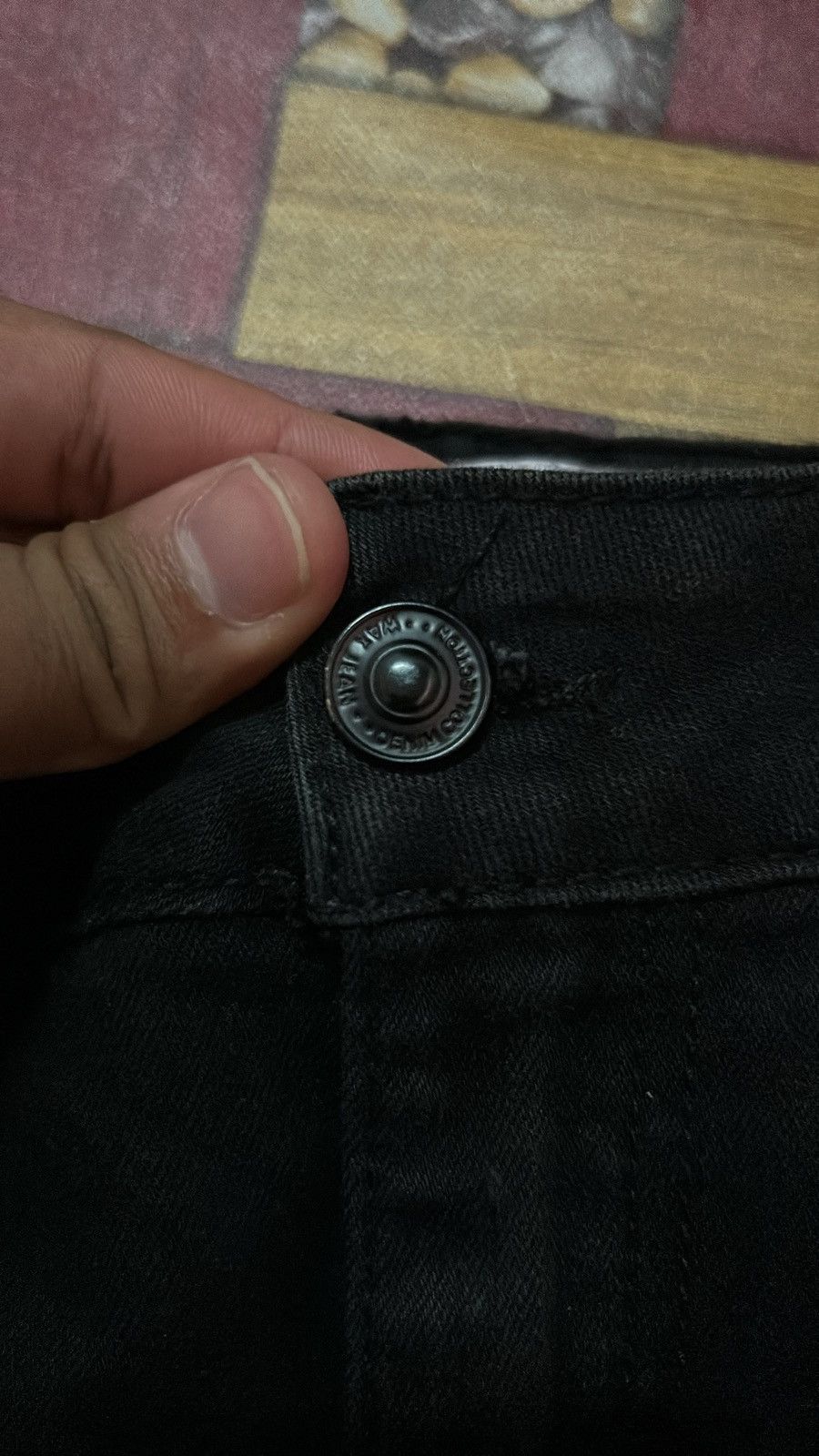 If Six Was Nine × Japanese Brand × Le Grande Bleu (L.G.B.) Wax Jeans Distressed Flare Jeans Size 28" / US 6 / IT 42 - 7 Thumbnail