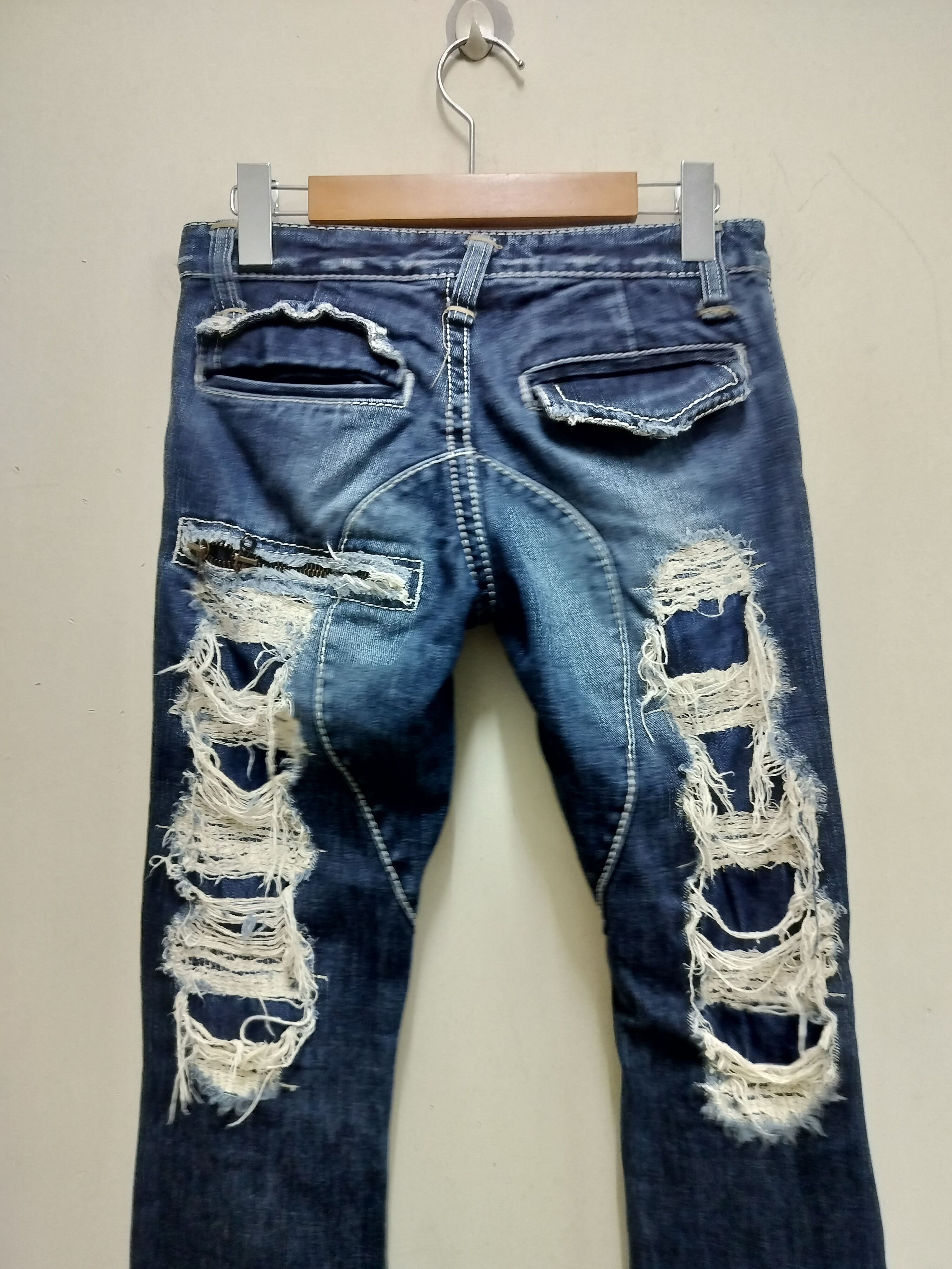 Izreel  Kazuhiro Takakura Izreel Jeans Japan by Kazuhiro Takakura for her Size 29" - 7 Thumbnail