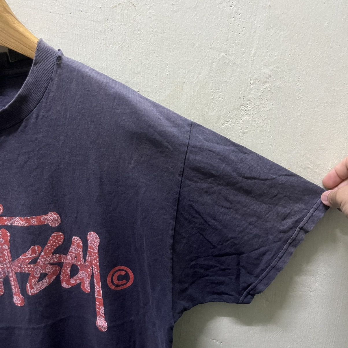 Stussy Distressed Vintage Stussy Bandana Logo Tees Size US L / EU 52-54 / 3 - 4 Thumbnail