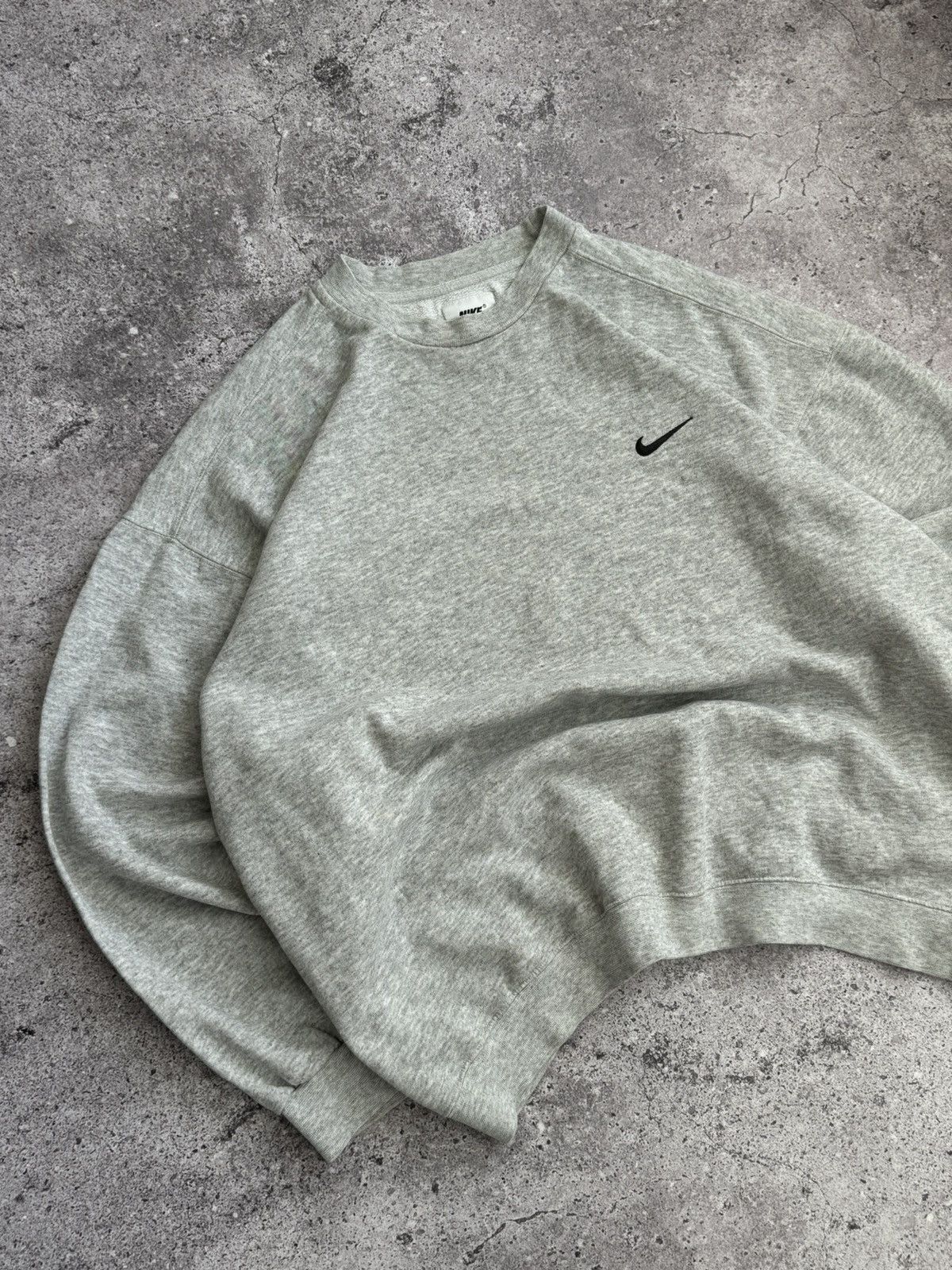 Nike × Vintage Vintage Nike 90s Y2K oversized boxy fit grey sweatshirt Size US XL / EU 56 / 4 - 4 Thumbnail