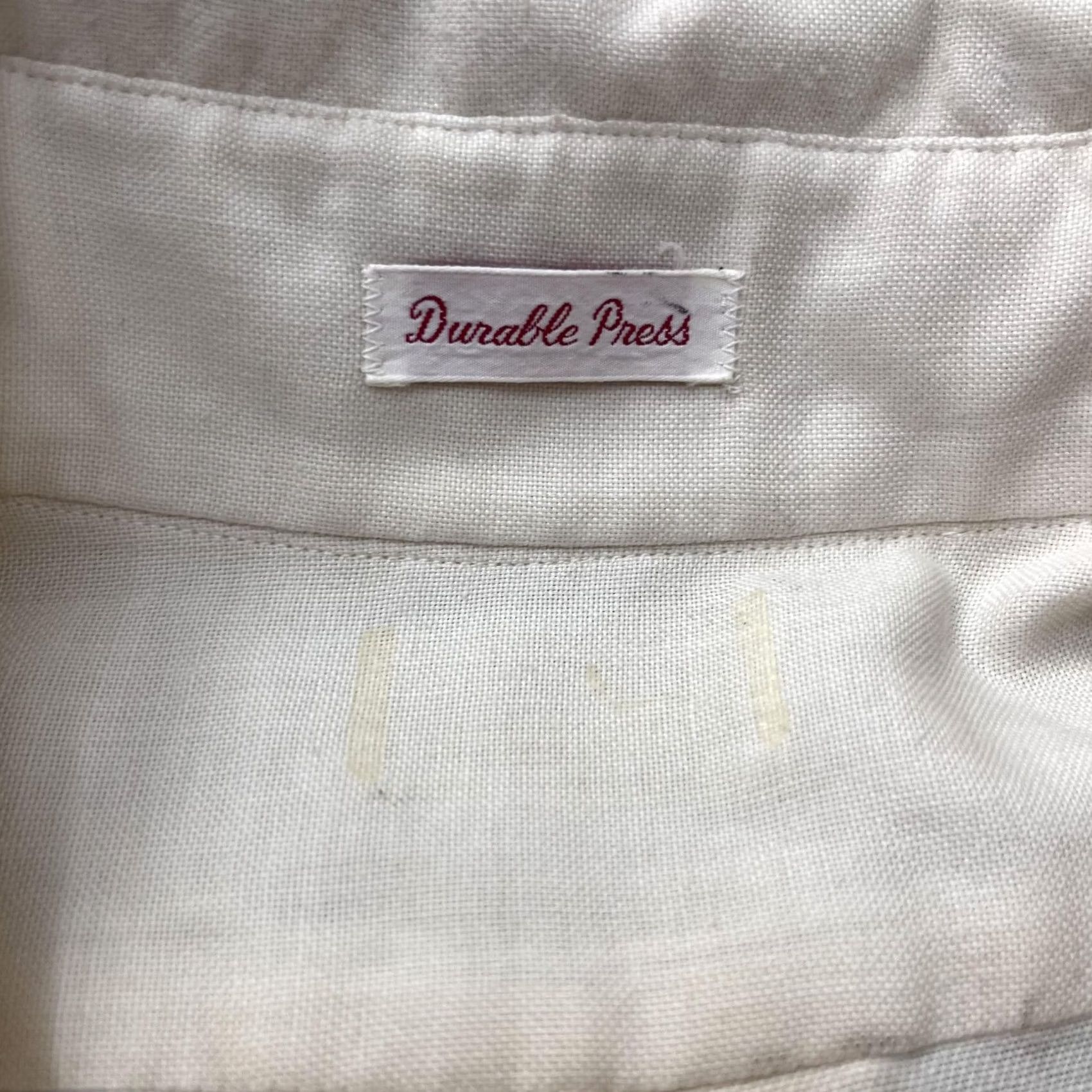 Vintage VINTAGE Durable Press Dress Shirt Mens XL White Wrinkle Resistant Long Sleeve 70s Business Formal Size 46R - 2 Thumbnail