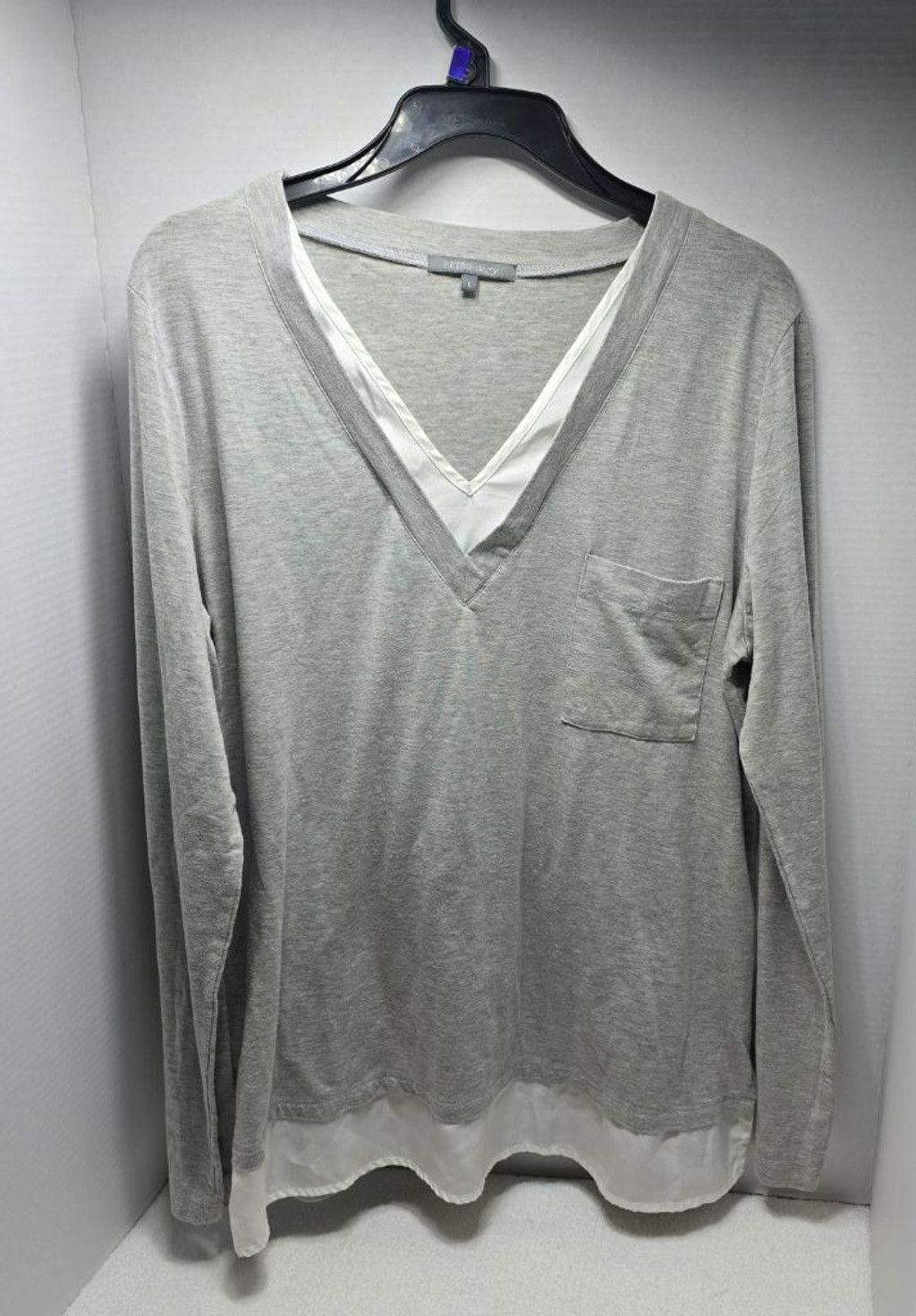 The Unbranded Brand Women's RETRO-ology Gray Long Sleeve Tee White Trim, Size L Size L / US 10 / IT 46 - 1 Thumbnail