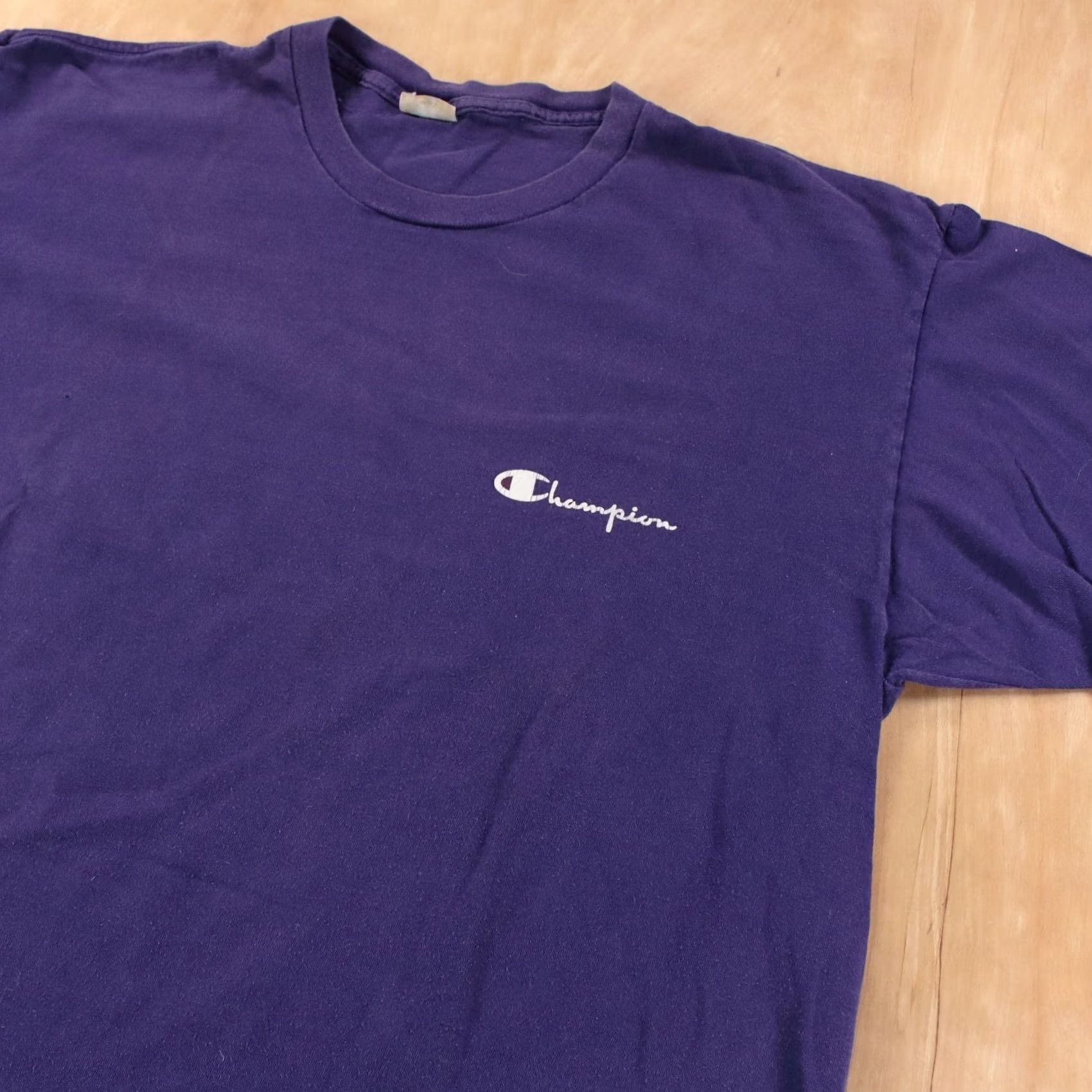 Champion VINTAGE Champion Chest logo spellout single stitch gym tee XL Purple Mens T-Shirt Short Sleeve Cotton Crew Neck 90s 00s Y2K Logo Print Size US XL / EU 56 / 4 - 2 Thumbnail