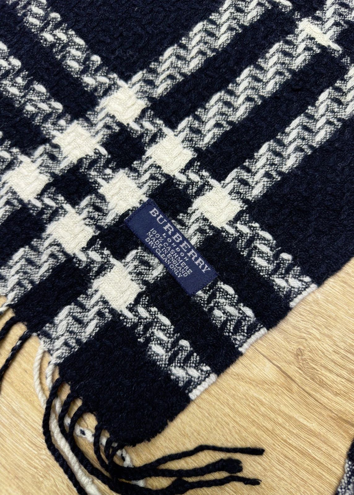 Burberry Burberry Textured Wool Check Scarf 180x33 Cm Size ONE SIZE - 4 Thumbnail